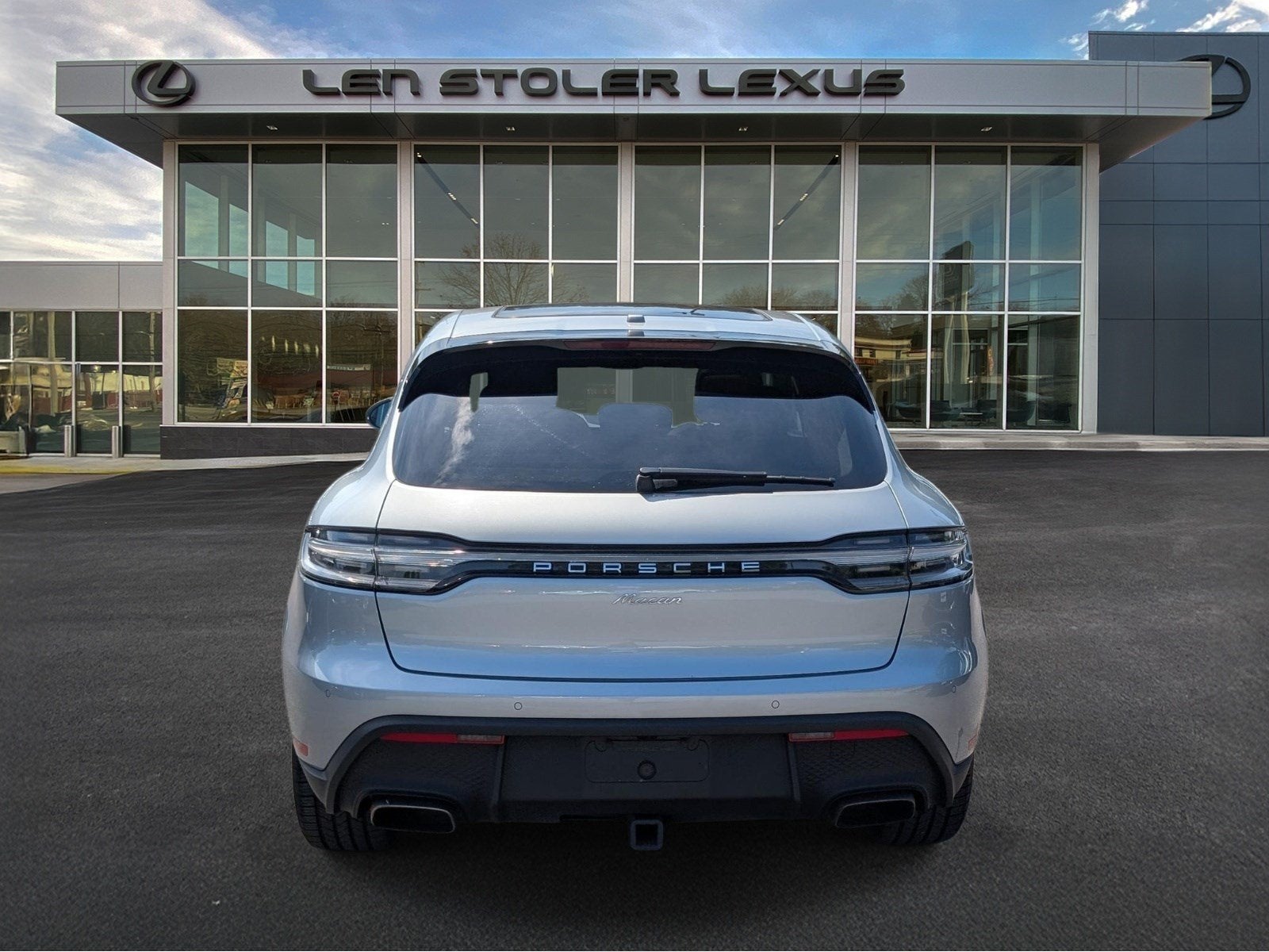2024 Porsche Macan Base