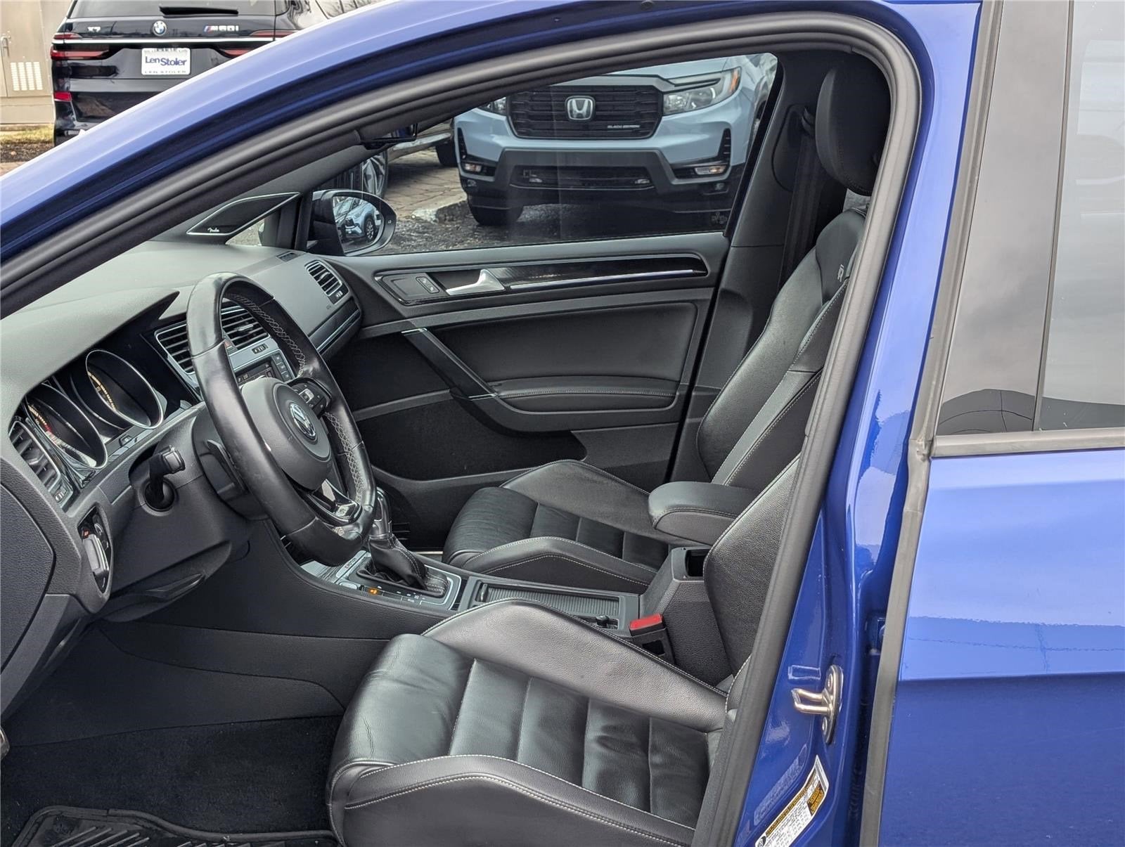 2016 Volkswagen Golf R Base