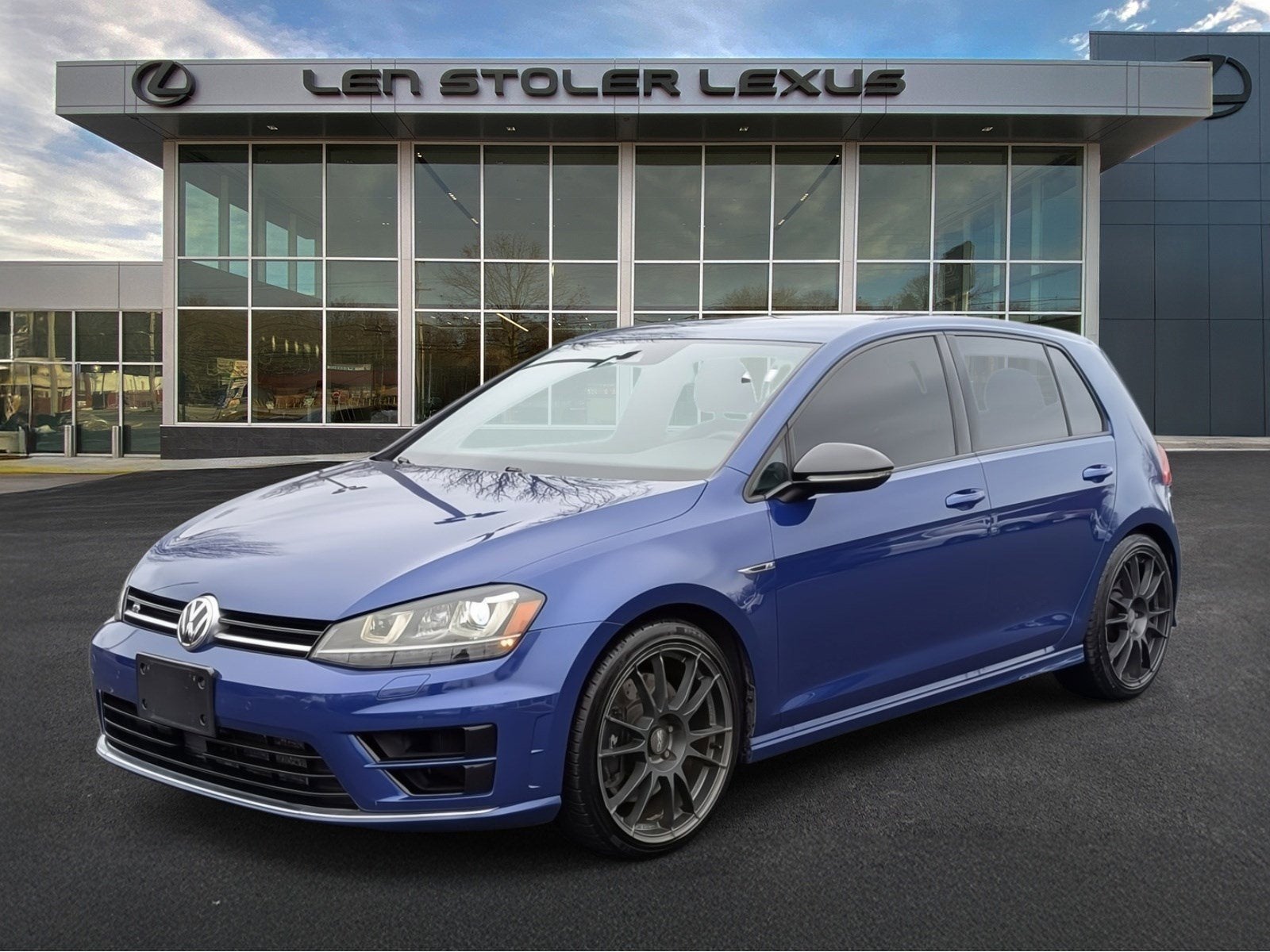 2016 Volkswagen Golf R Base