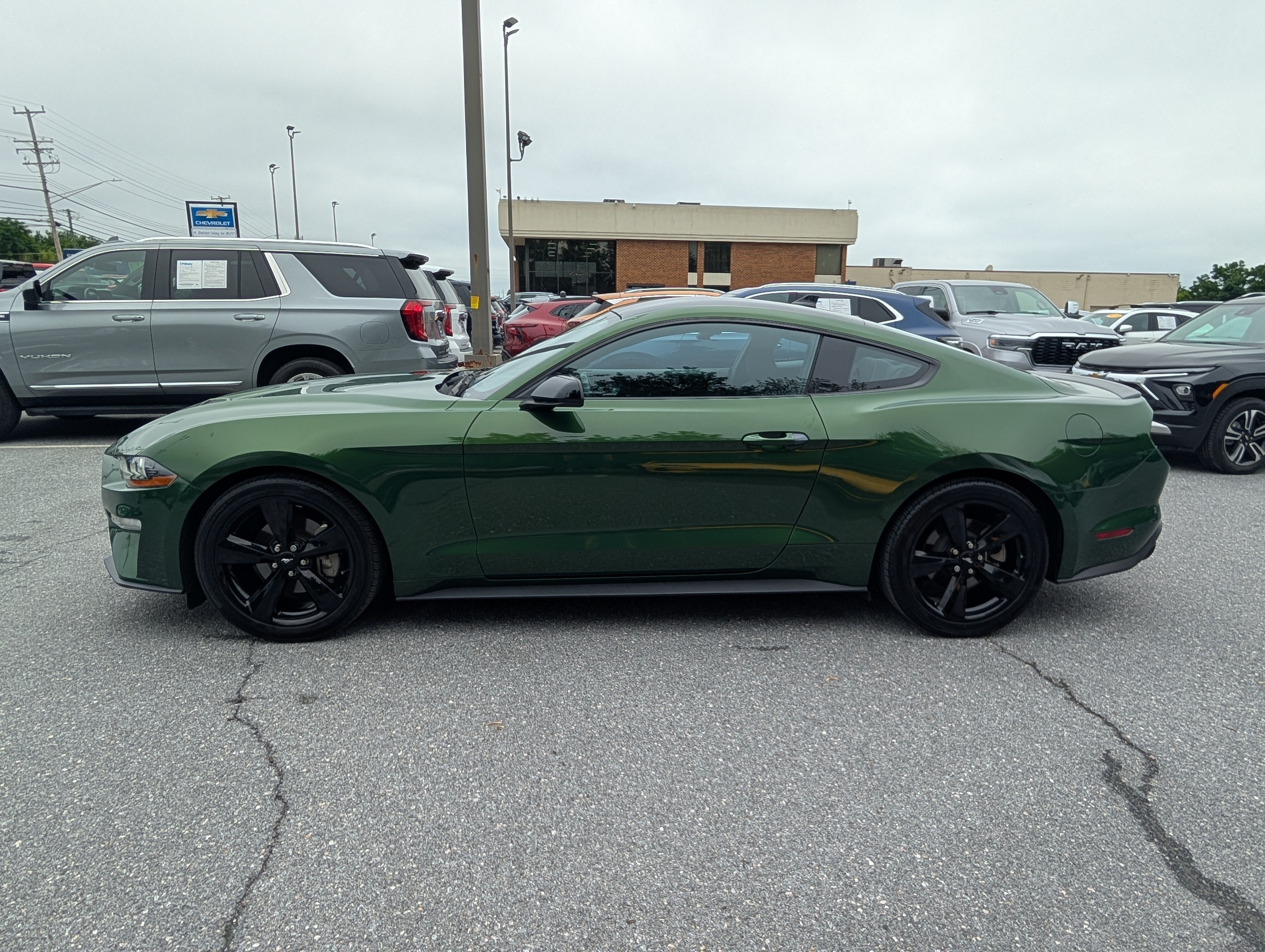 2022 Ford Mustang EcoBoost