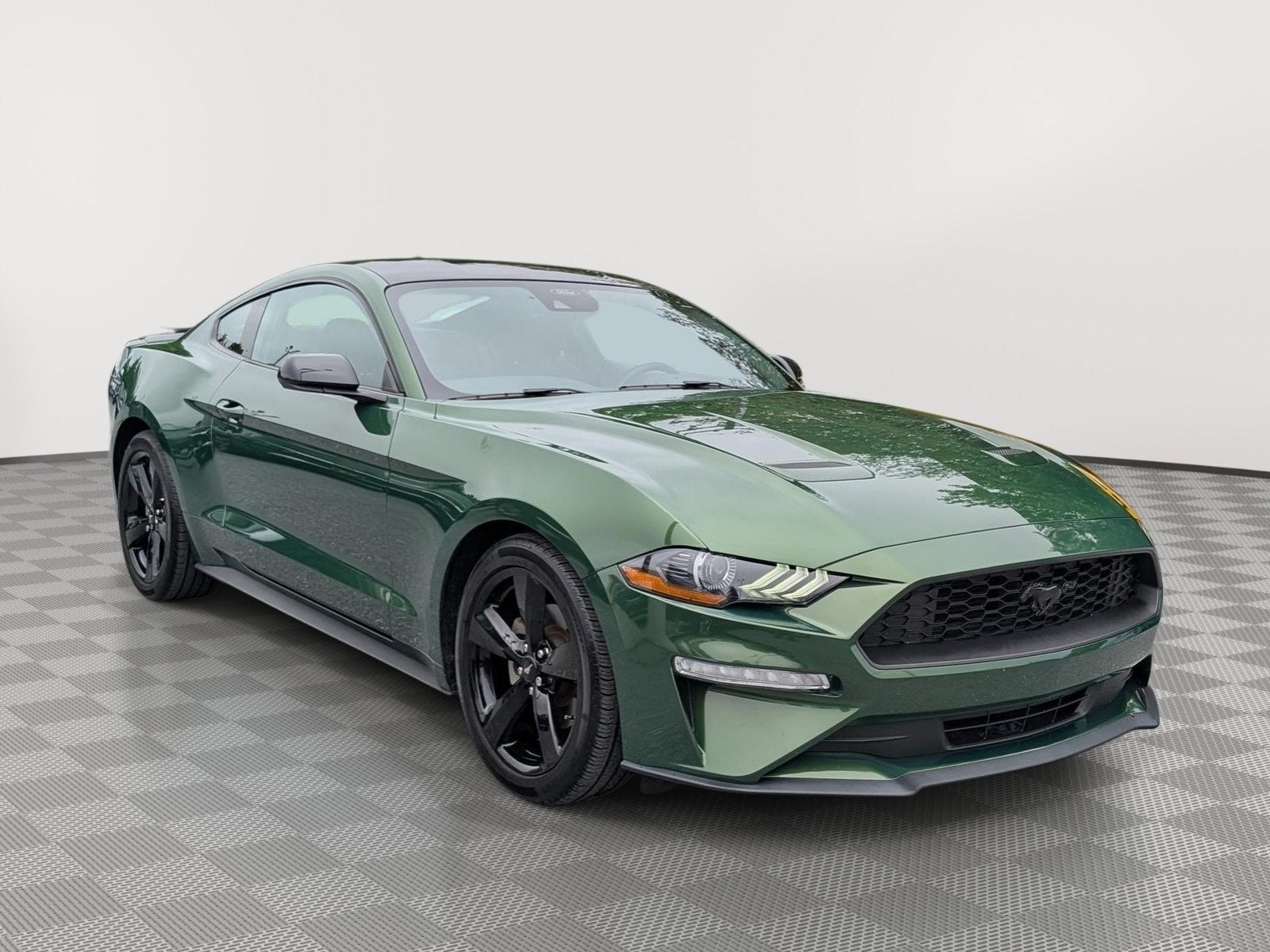 2022 Ford Mustang EcoBoost