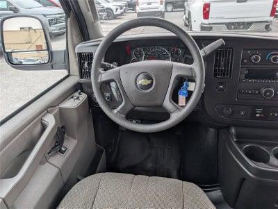 2023 Chevrolet Express Passenger 3500 1LS