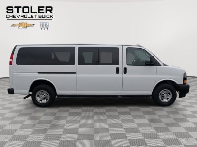 2023 Chevrolet Express Passenger 3500 1LS