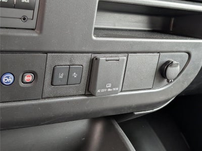 2025 Chevrolet Express Passenger 1LT