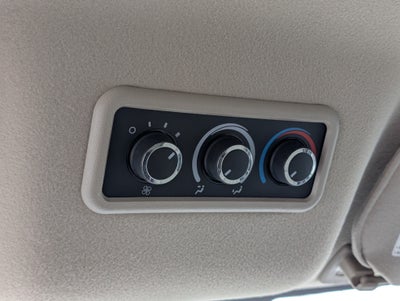 2025 Chevrolet Express Passenger 1LT