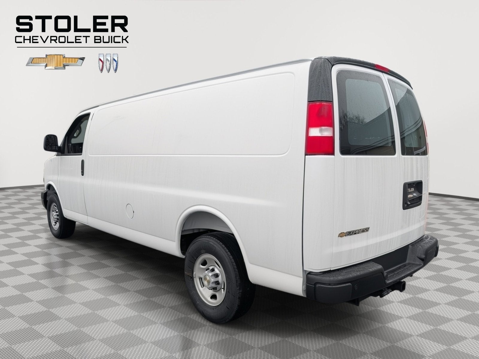 2025 Chevrolet Express Cargo WT