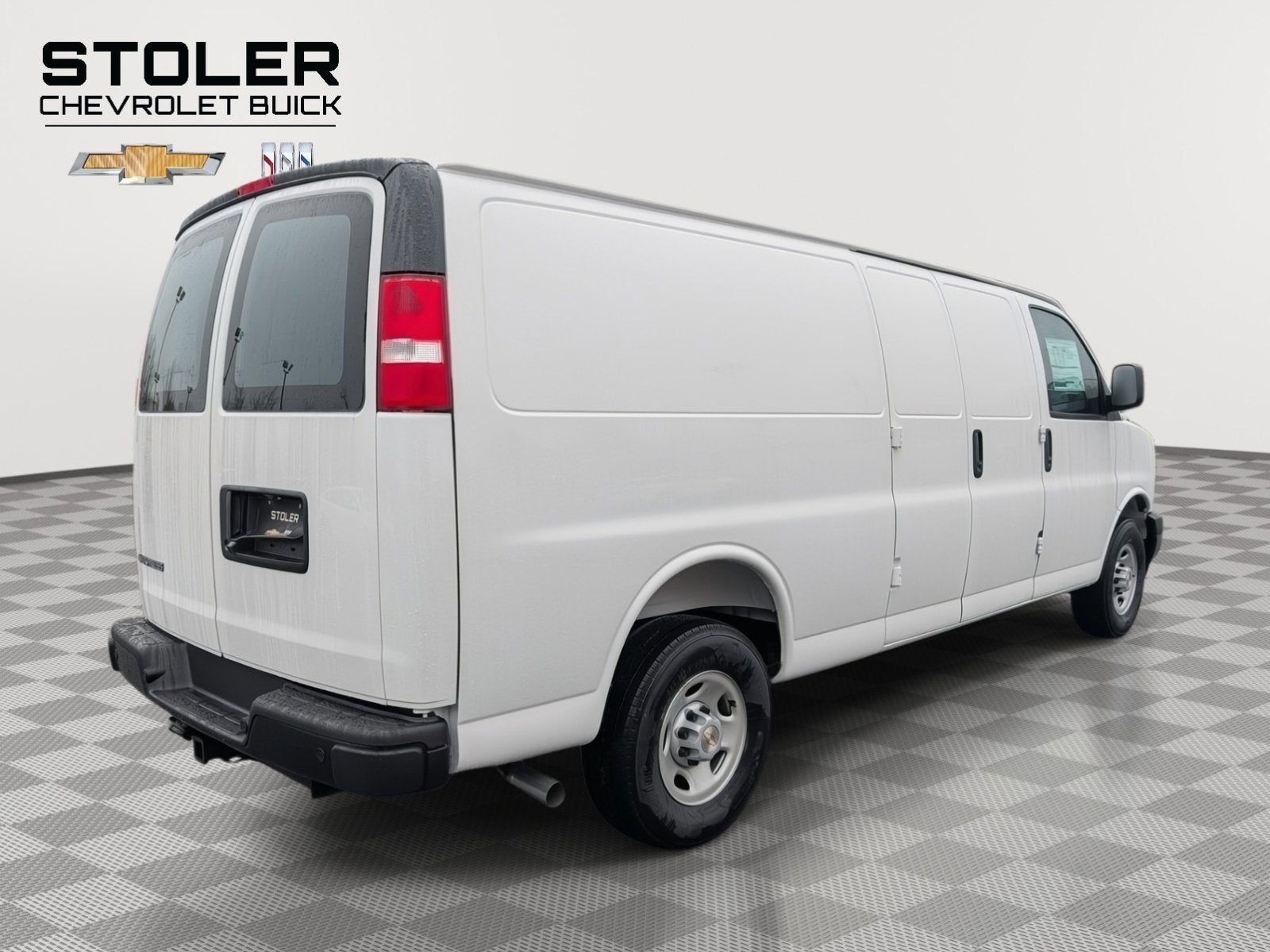 2025 Chevrolet Express Cargo WT