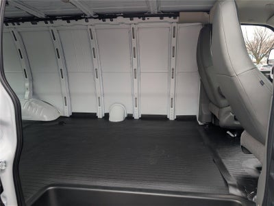 2025 Chevrolet Express Cargo WT