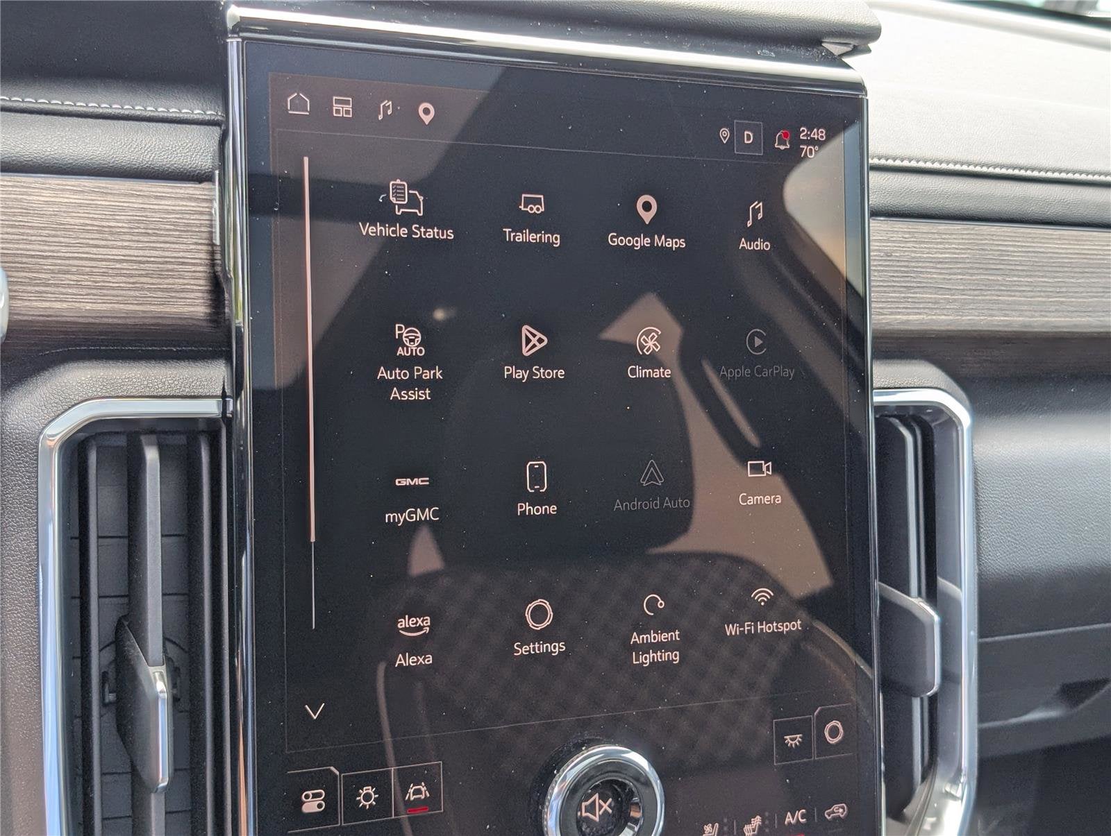2024 GMC Acadia Denali