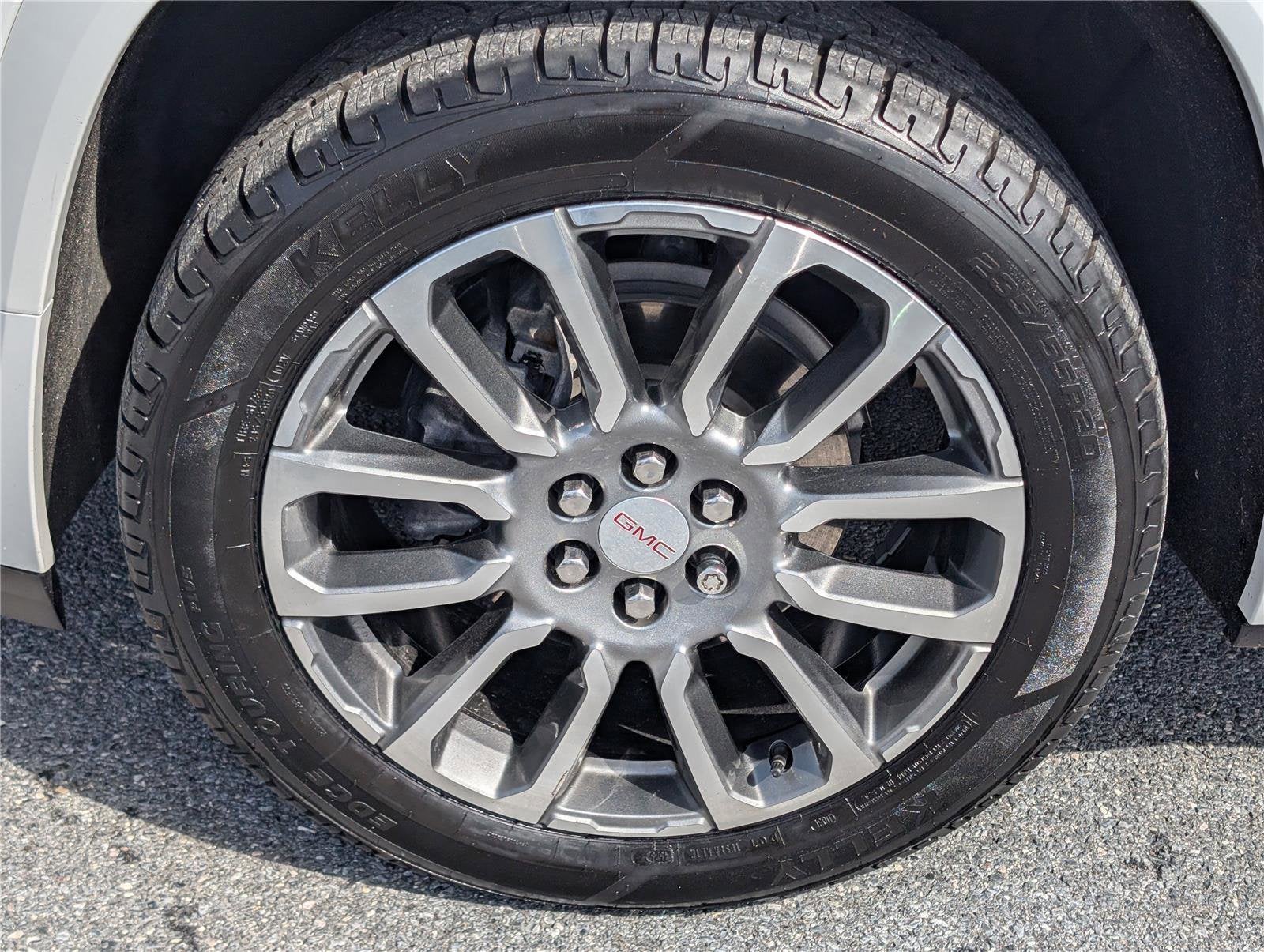 2021 GMC Acadia Denali