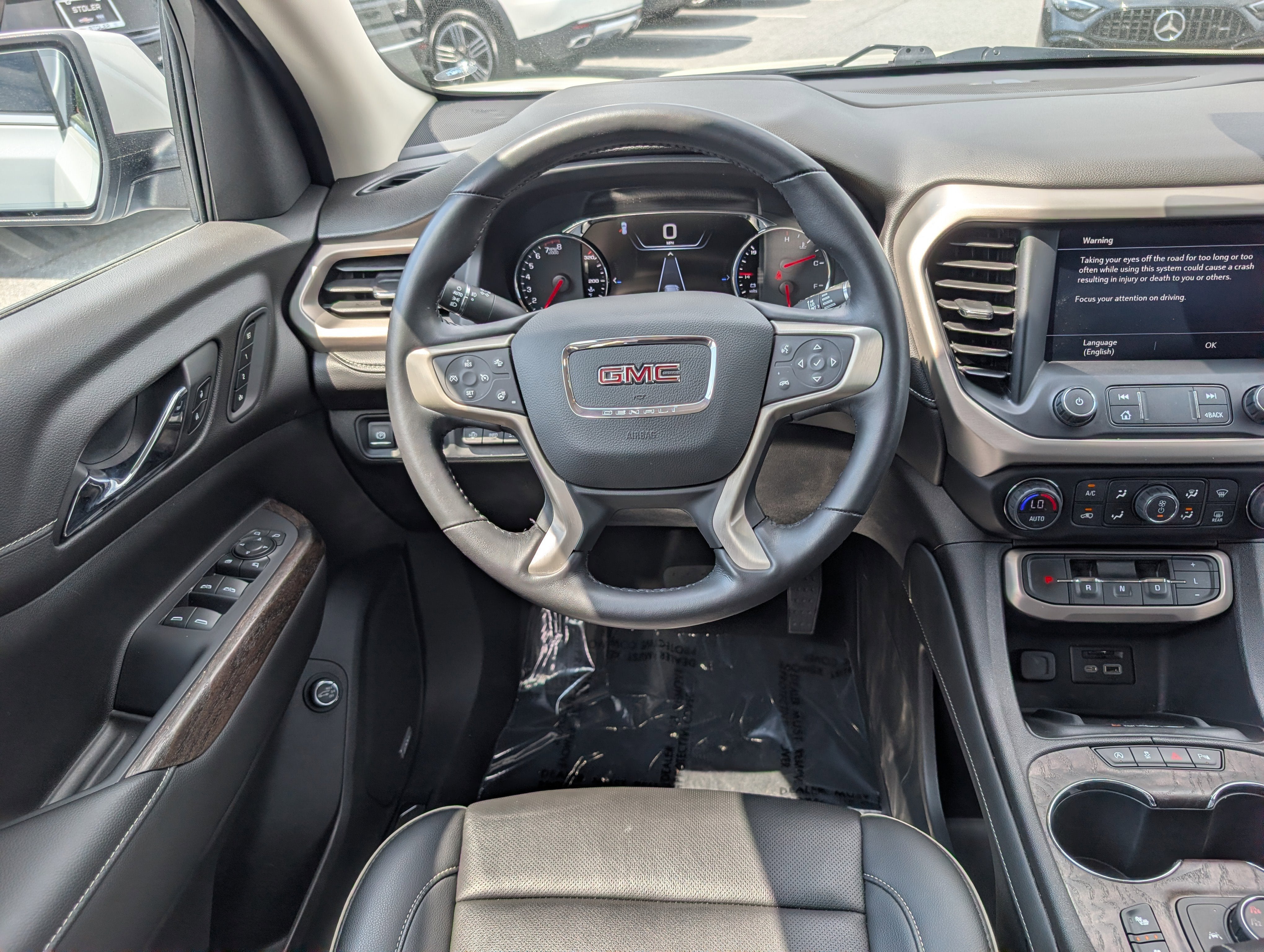 2022 GMC Acadia Denali