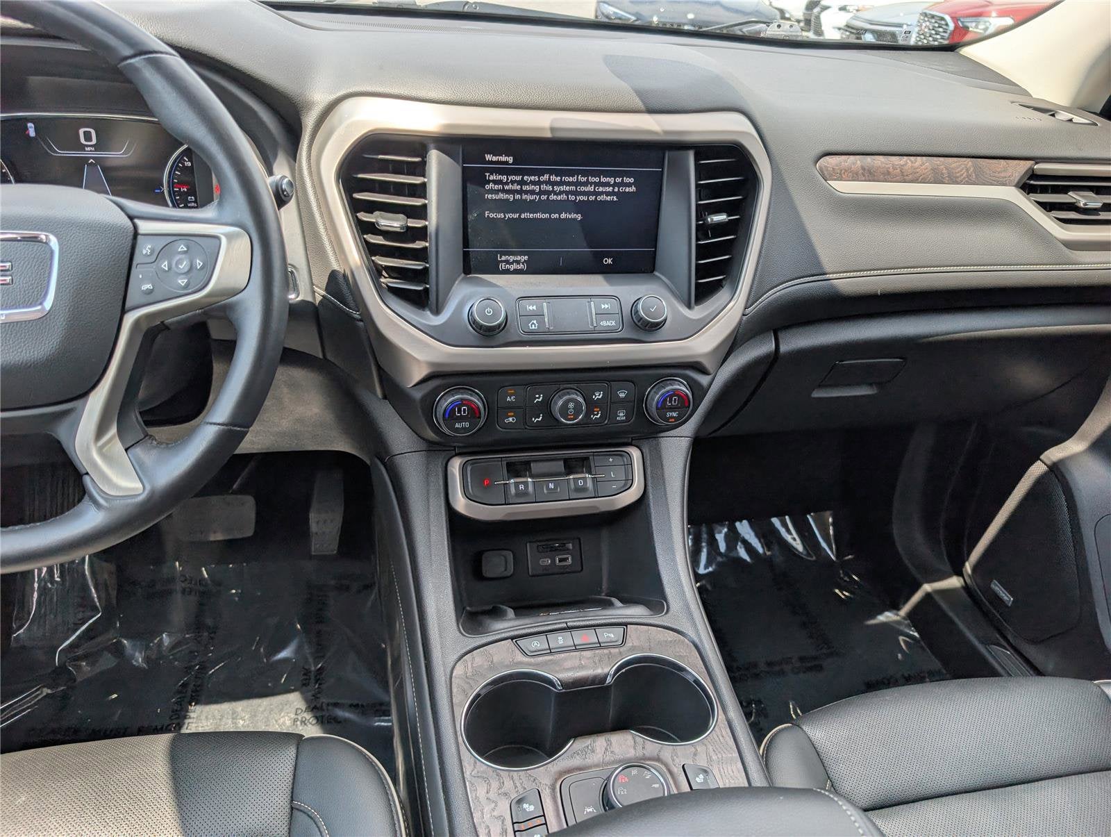 2022 GMC Acadia Denali