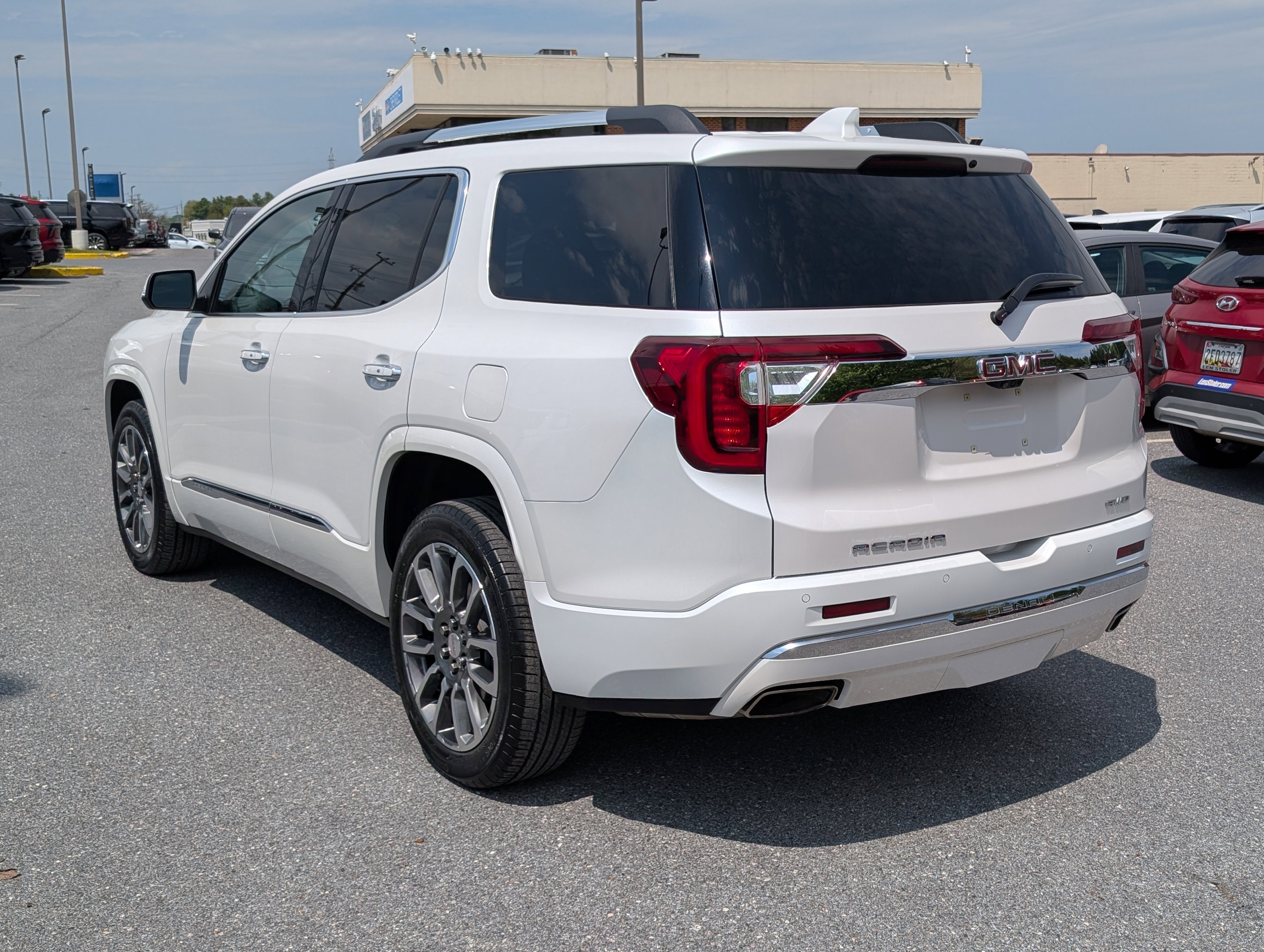2022 GMC Acadia Denali