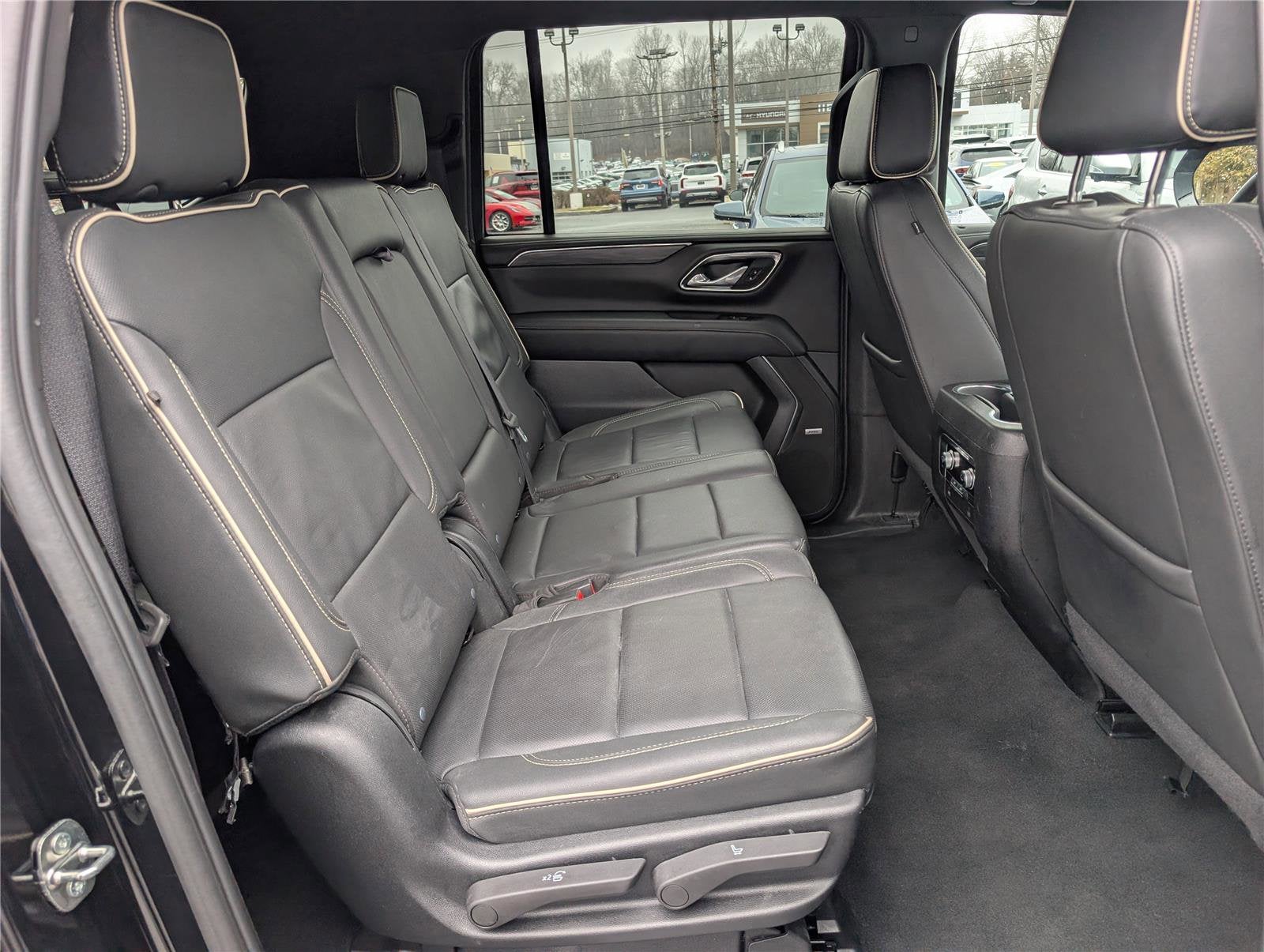 2024 GMC Yukon XL SLT