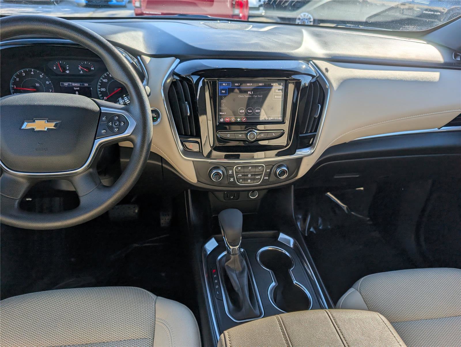 2023 Chevrolet Traverse LS