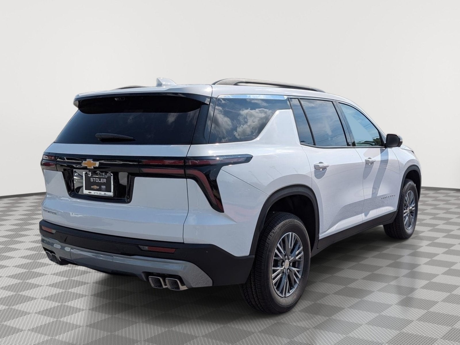 2027 Chevrolet Traverse LT