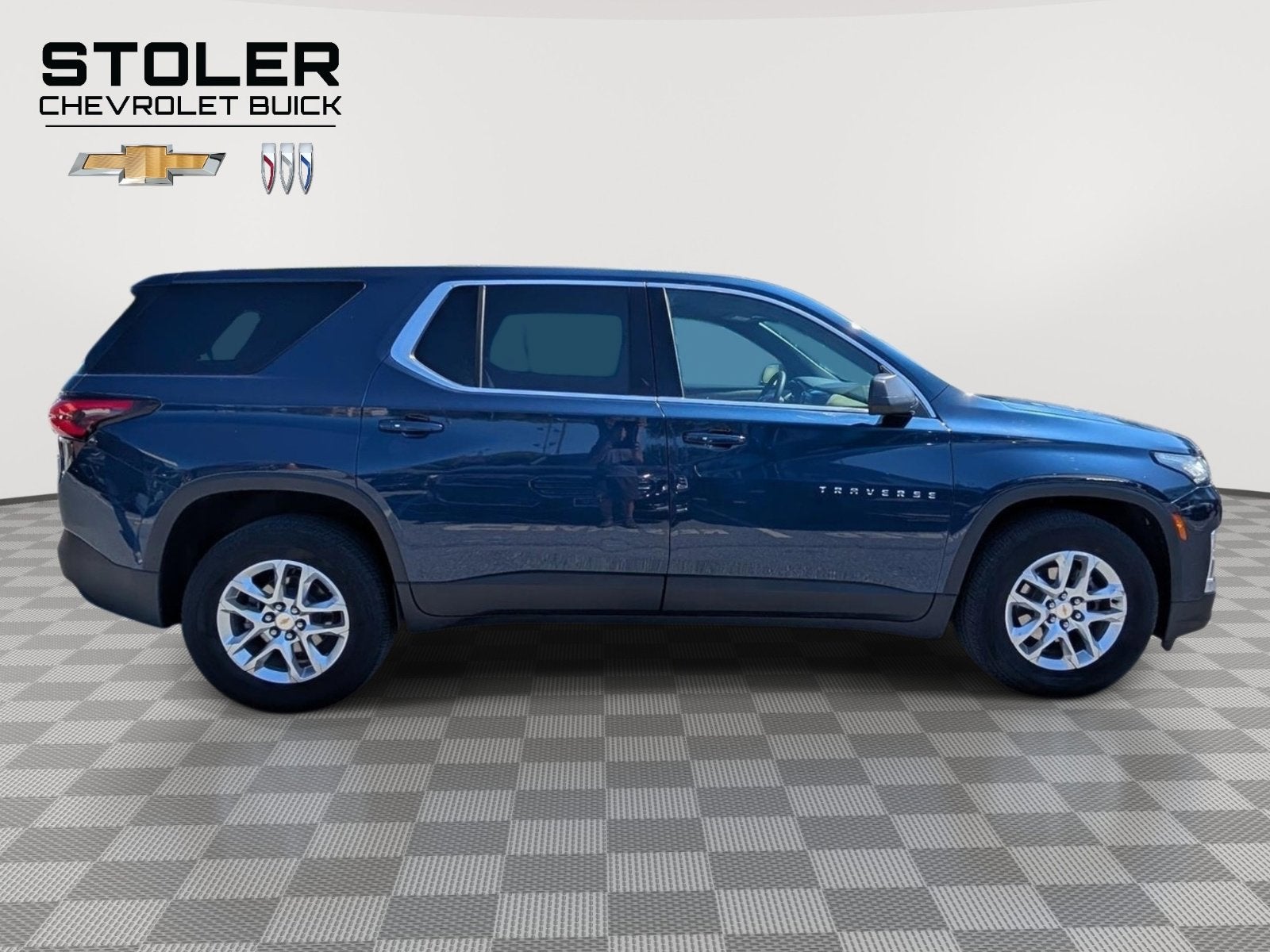 2023 Chevrolet Traverse LS