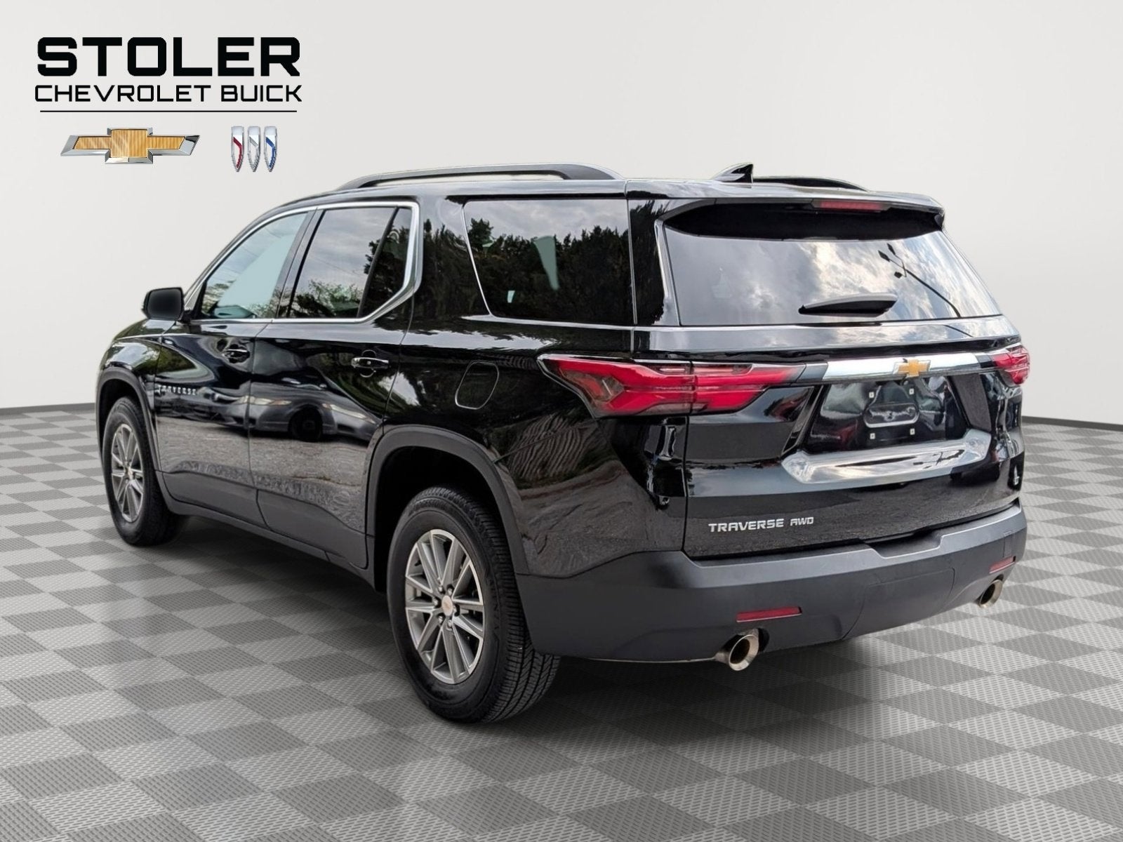 2023 Chevrolet Traverse LT Leather