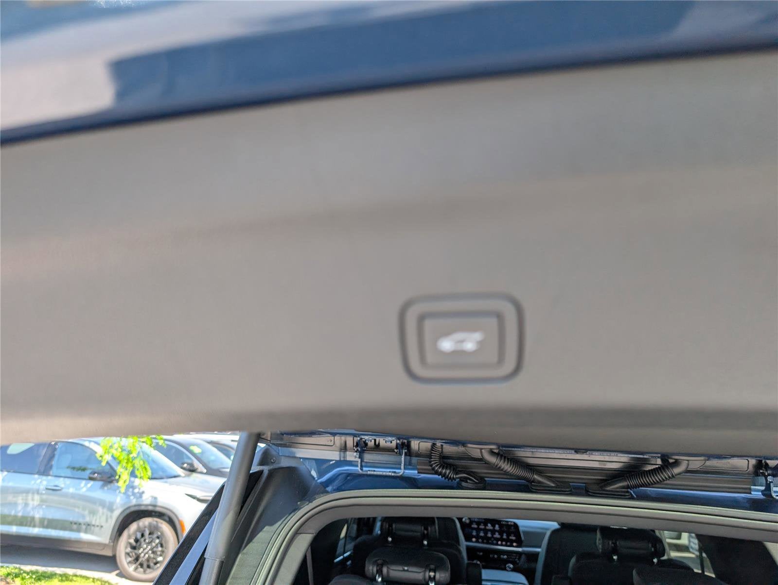 2026 Chevrolet Suburban LT - Photo 10