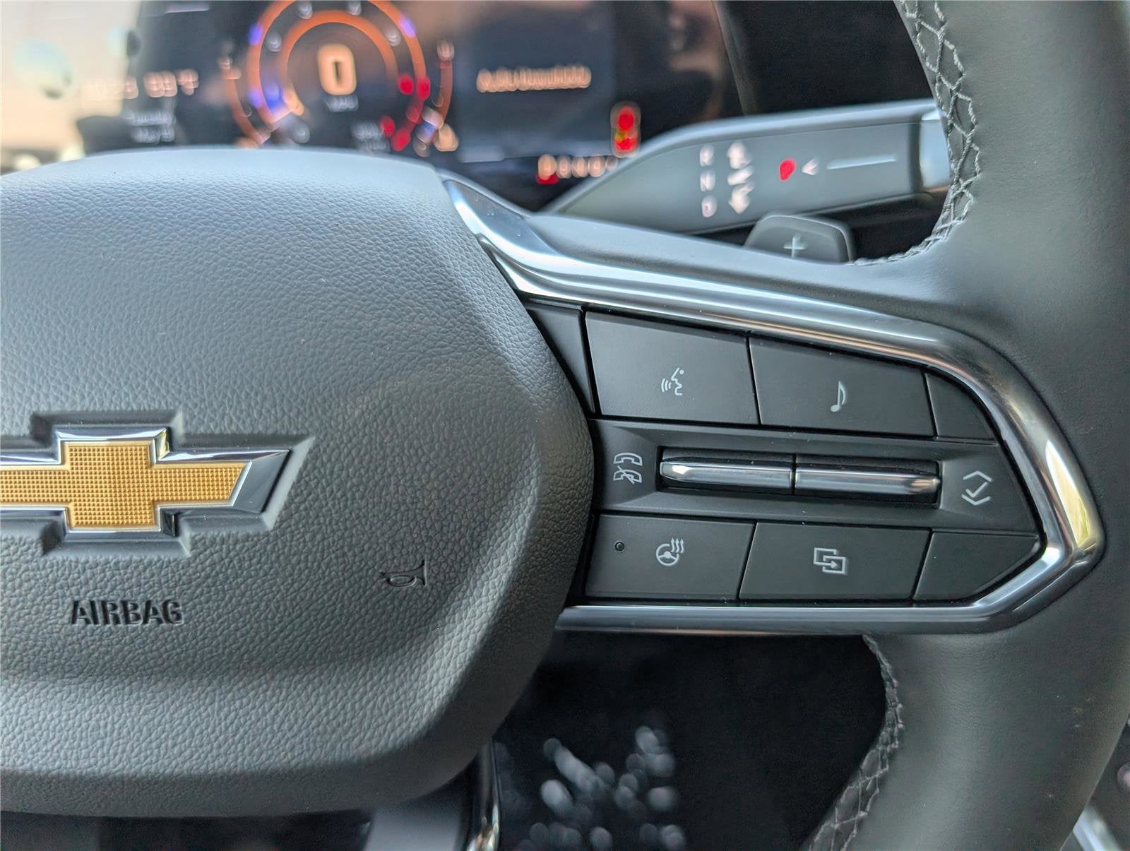 2026 Chevrolet Suburban LT - Photo 23