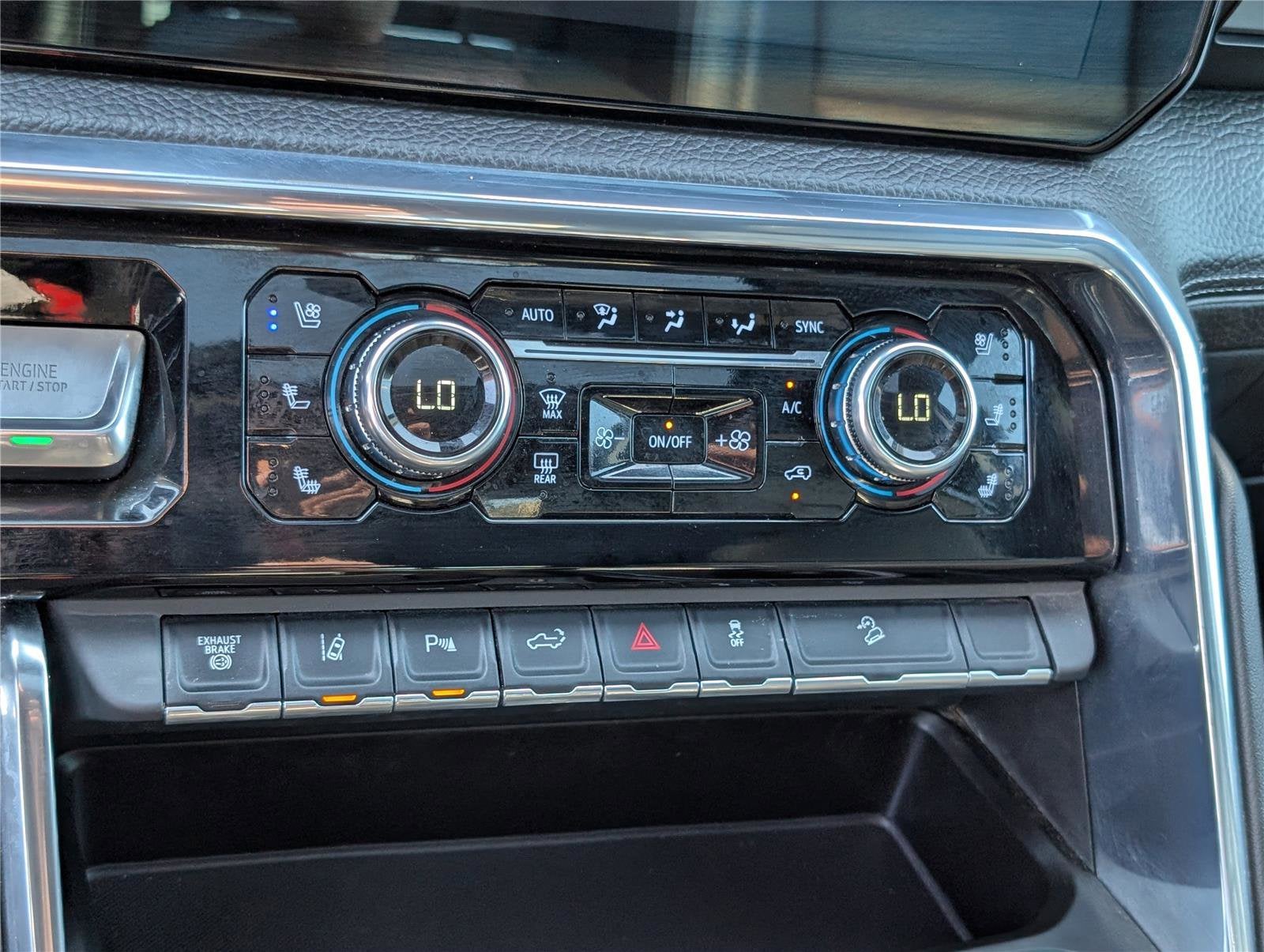 2024 GMC Sierra 3500 HD Denali