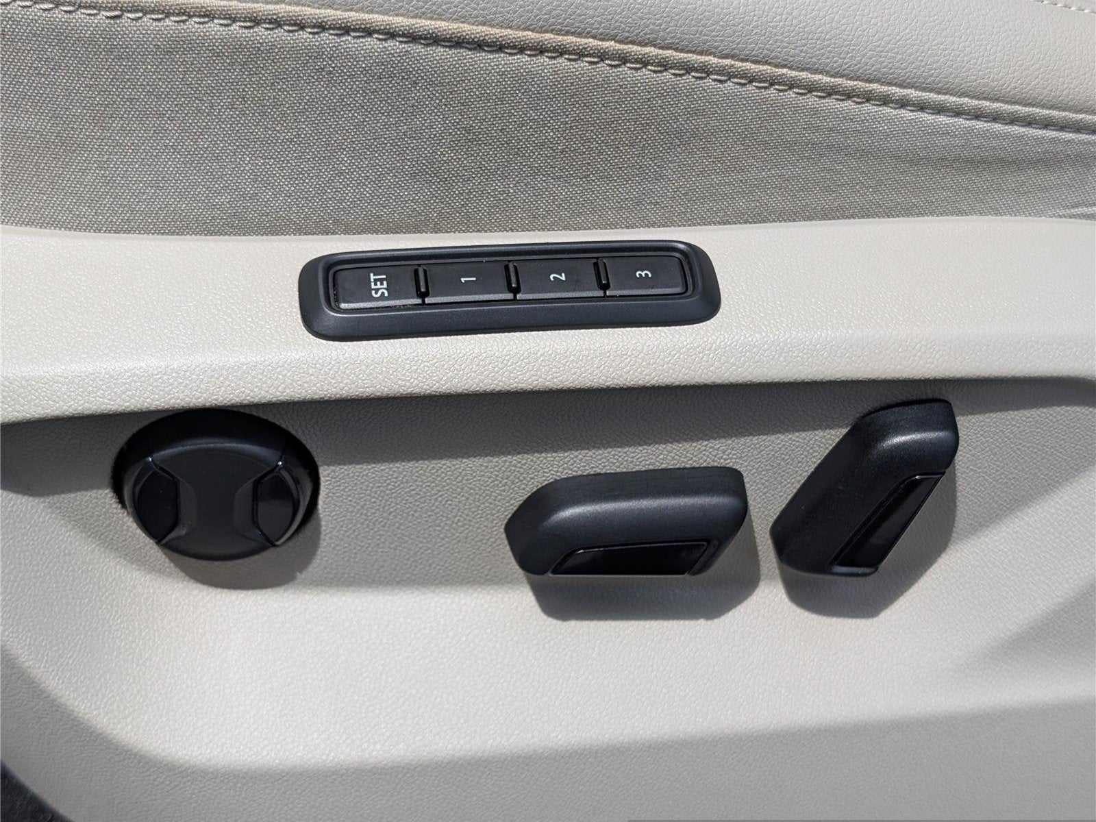 2023 Volkswagen Atlas 2.0T SEL