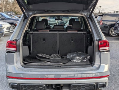 2024 Volkswagen Atlas 2.0T Peak Edition SE w/Technology