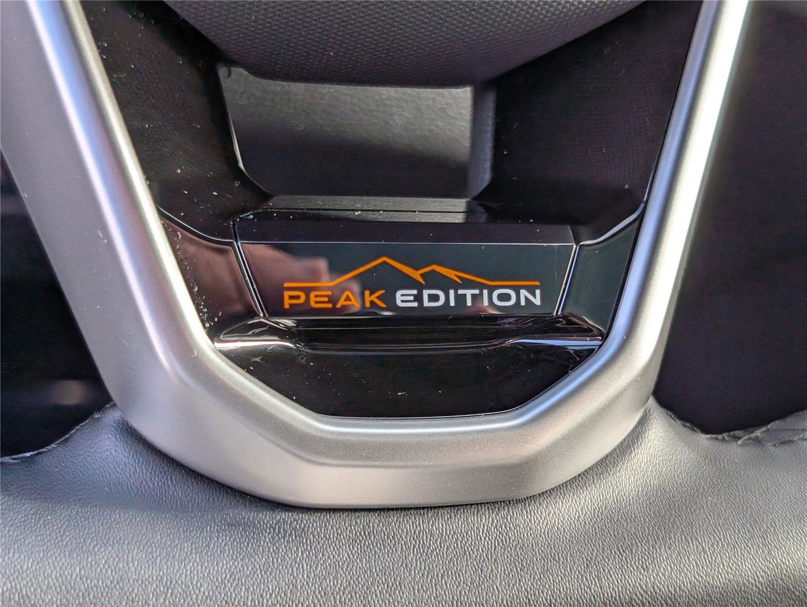 2024 Volkswagen Atlas 2.0T Peak Edition SE w/Technology