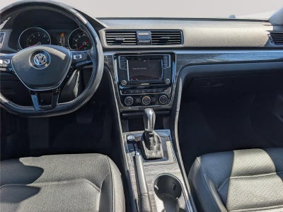 2018 Volkswagen Passat 2.0T SE