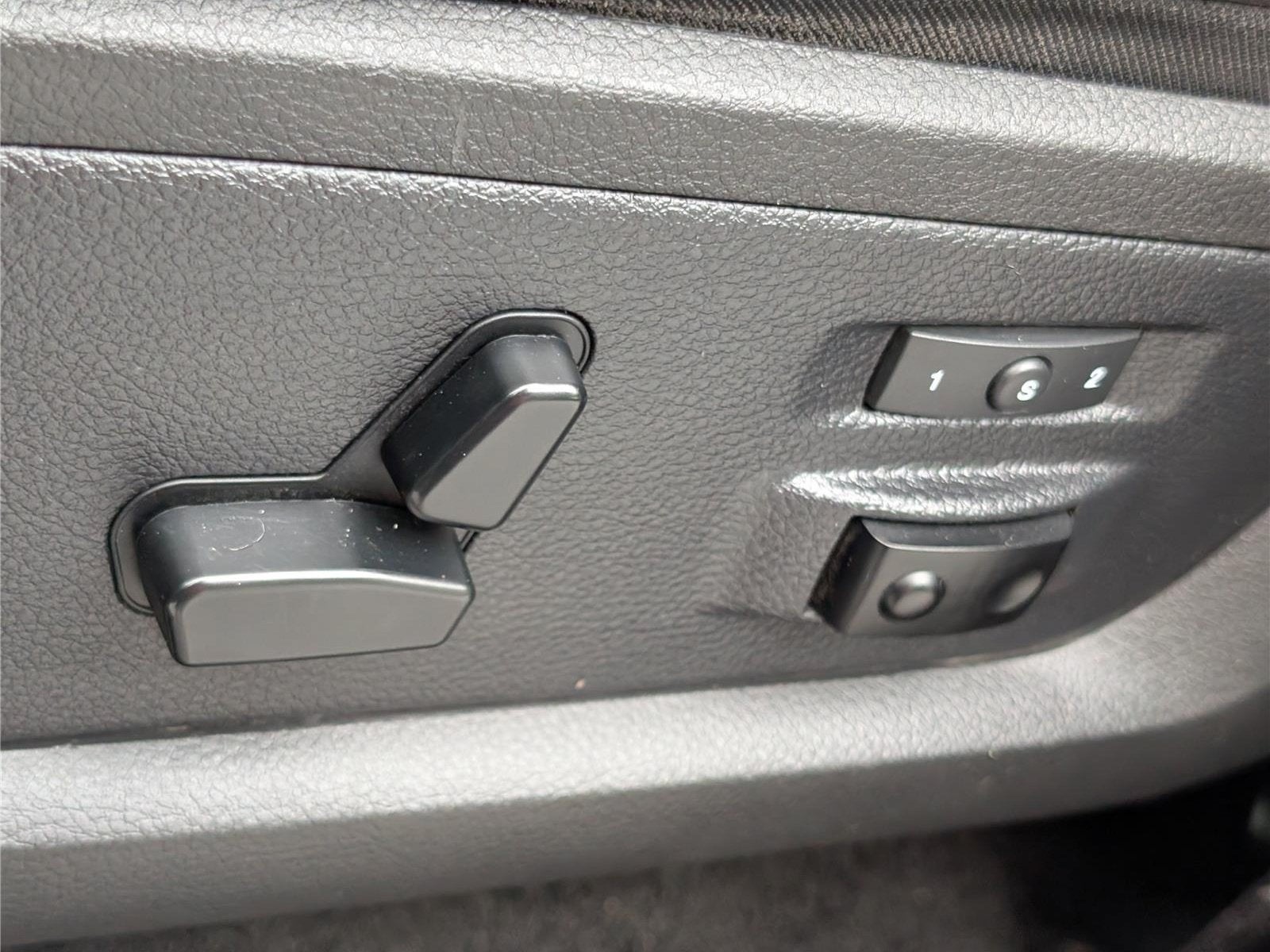 2016 RAM 3500 Laramie