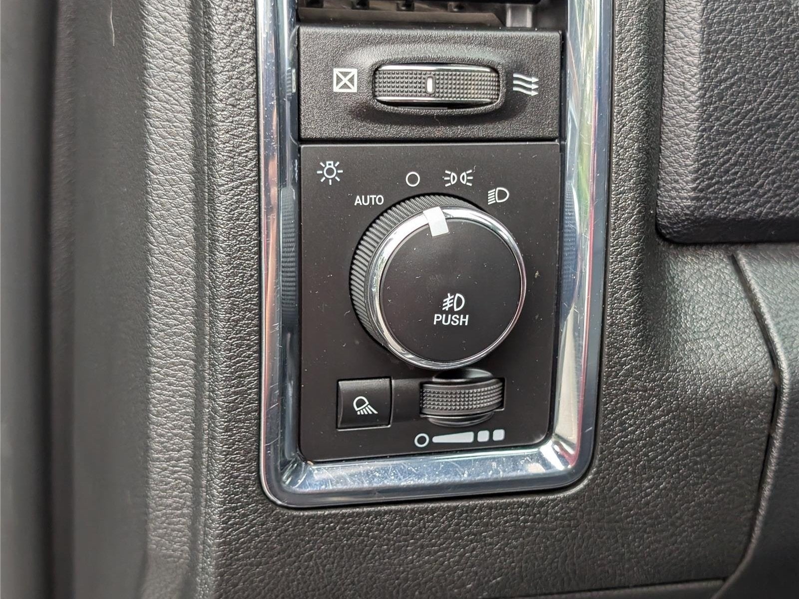 2016 RAM 3500 Laramie