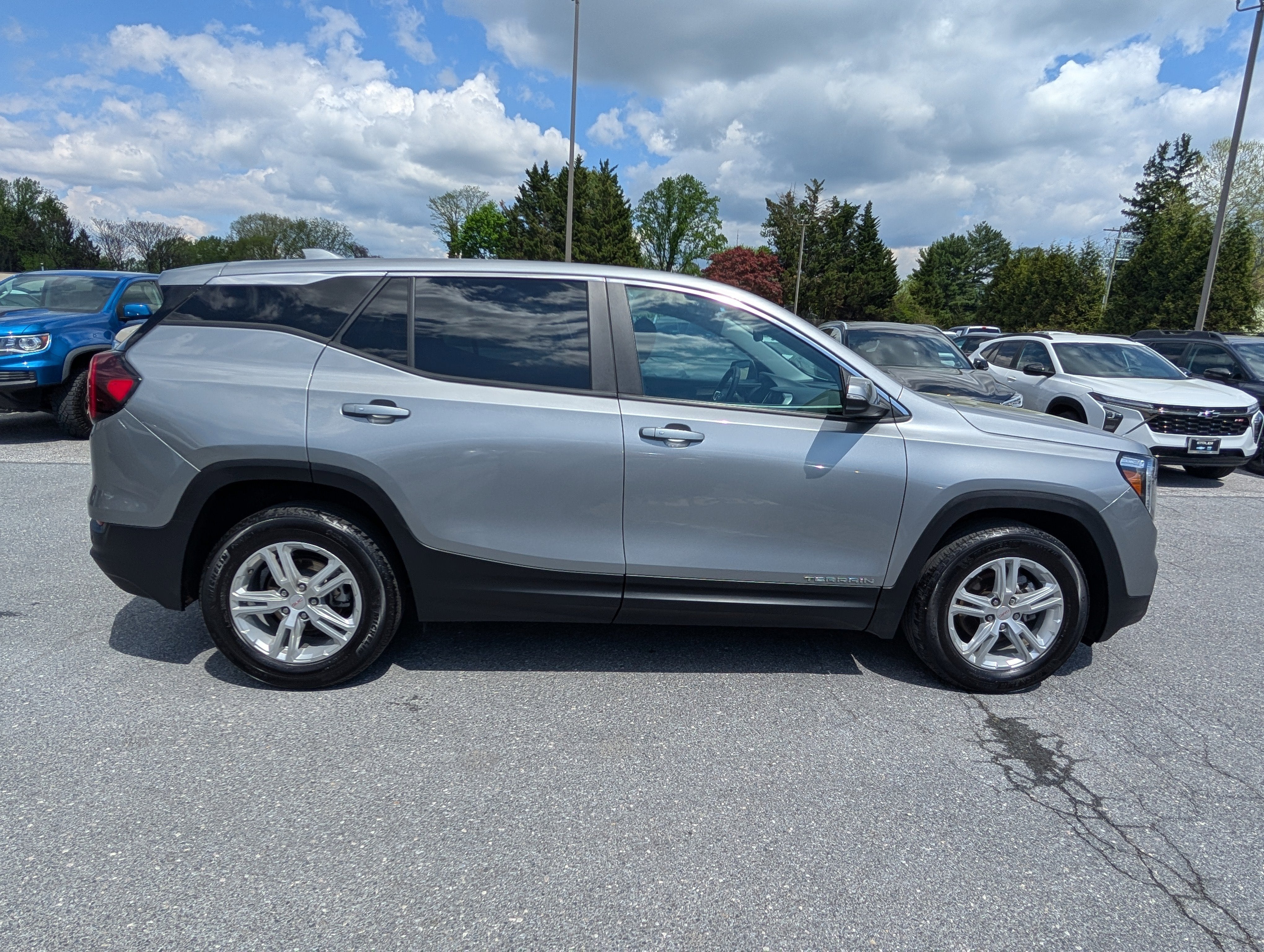 2024 GMC Terrain SLE