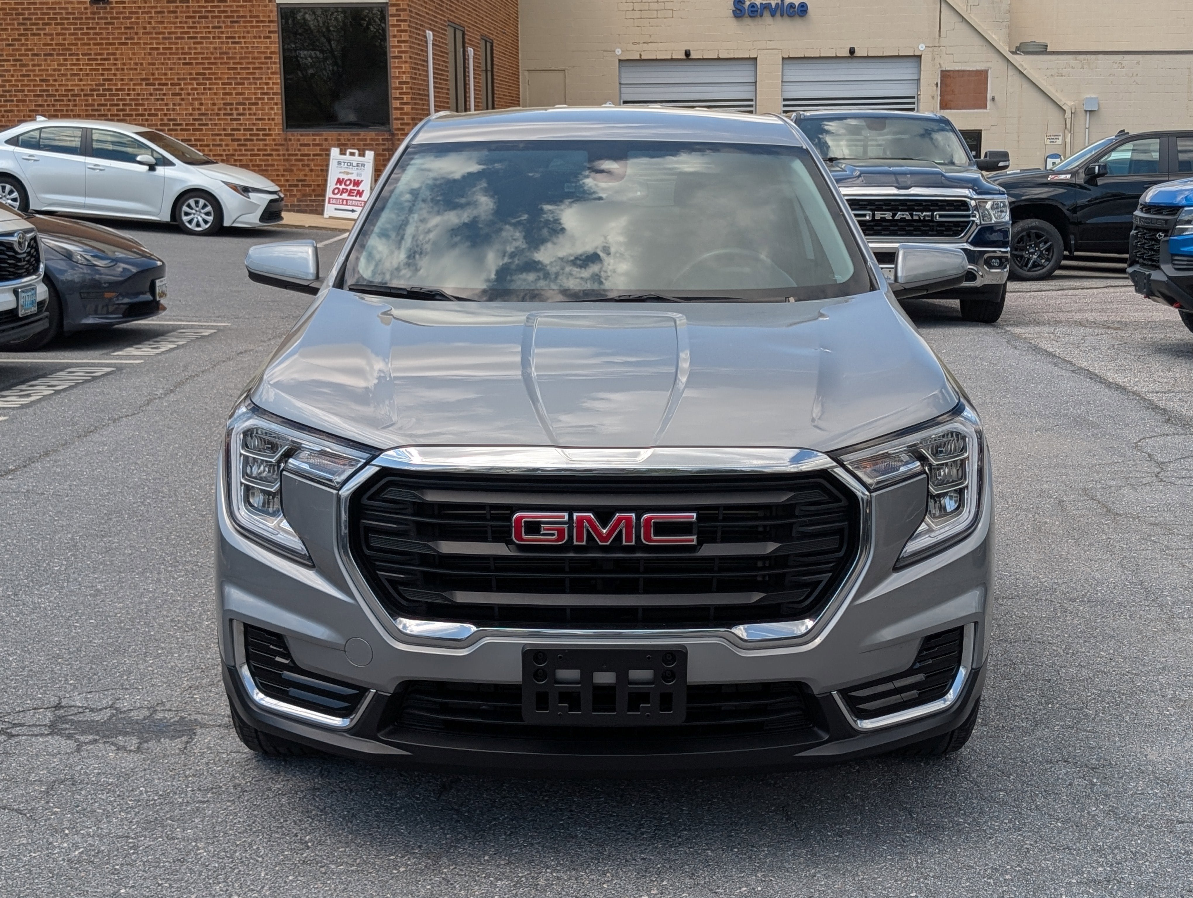 2024 GMC Terrain SLE