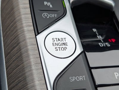 2025 BMW 3 Series 330i xDrive