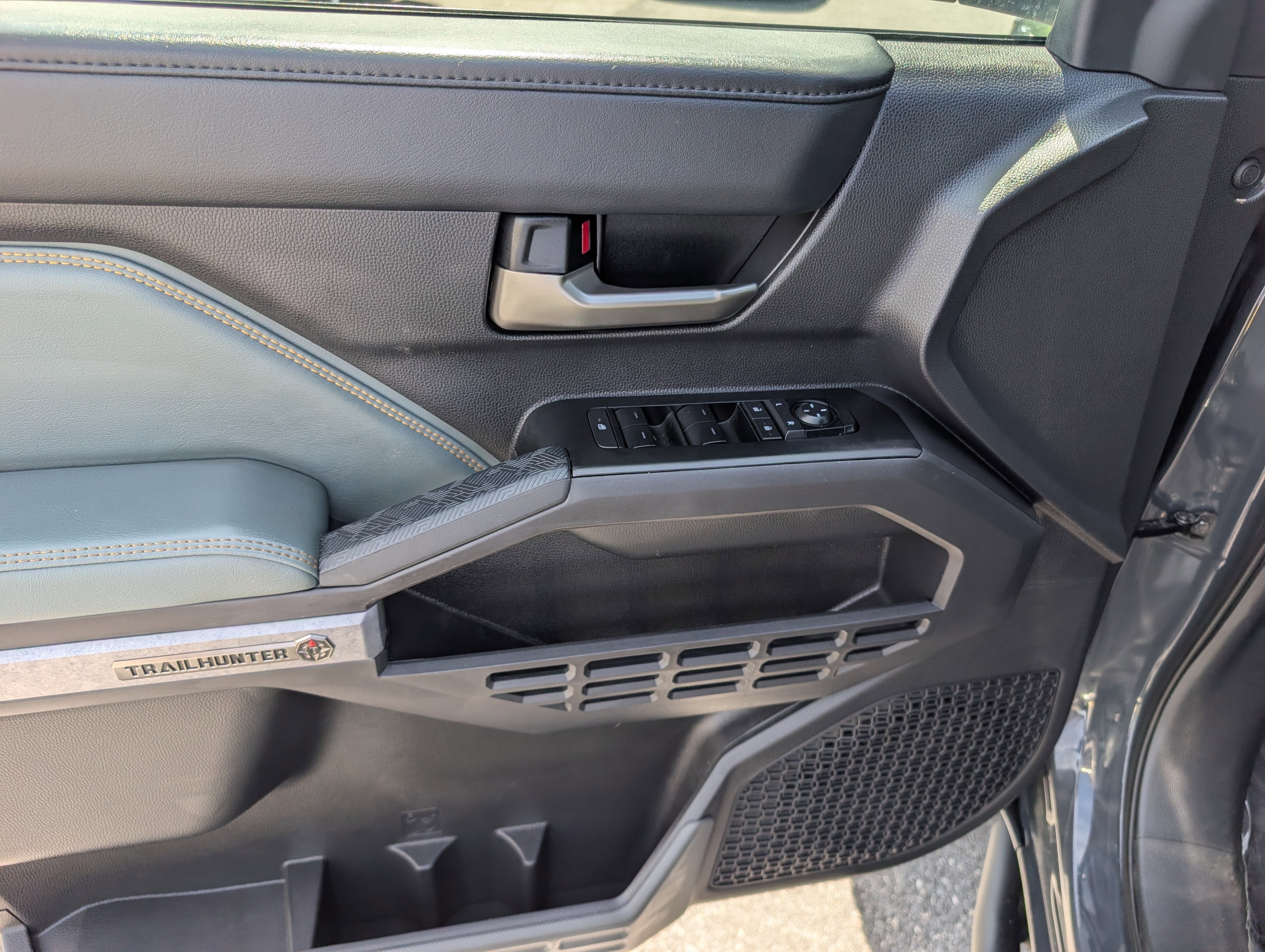 2025 Toyota Tacoma 4WD TRD Sport Hybrid