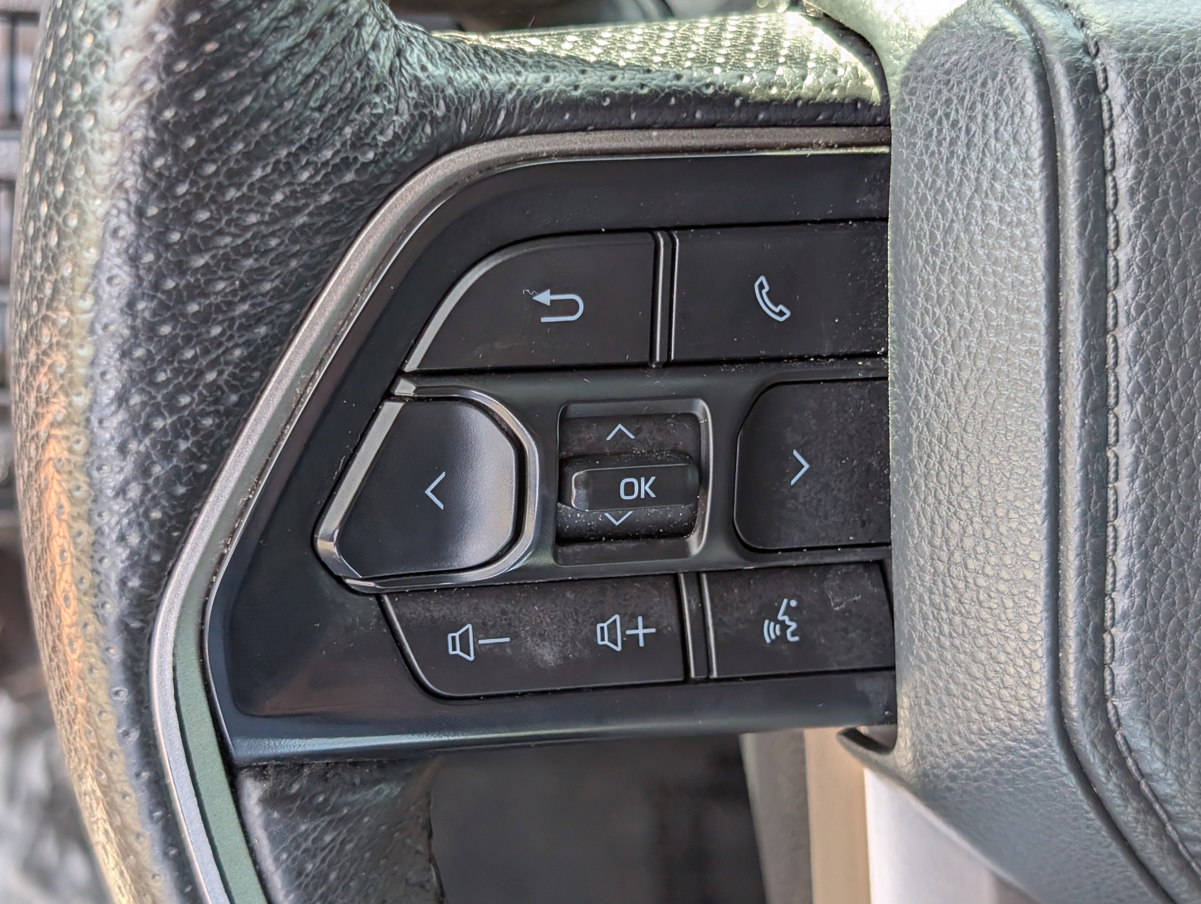 2025 Toyota Tacoma 4WD TRD Sport Hybrid