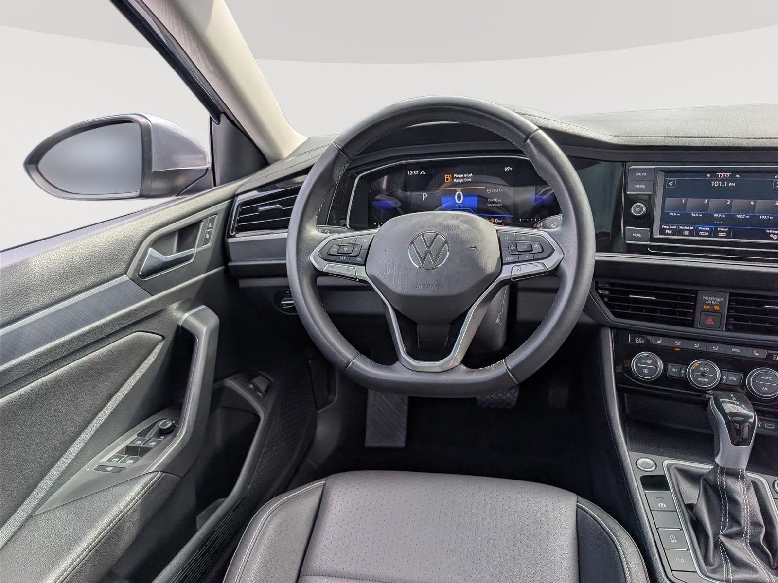 2023 Volkswagen Jetta SE