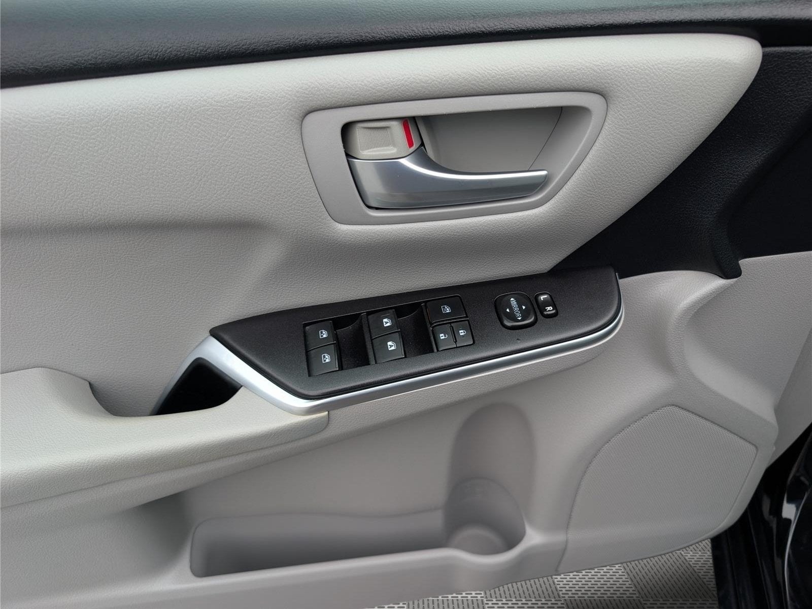 2017 Toyota Camry XLE