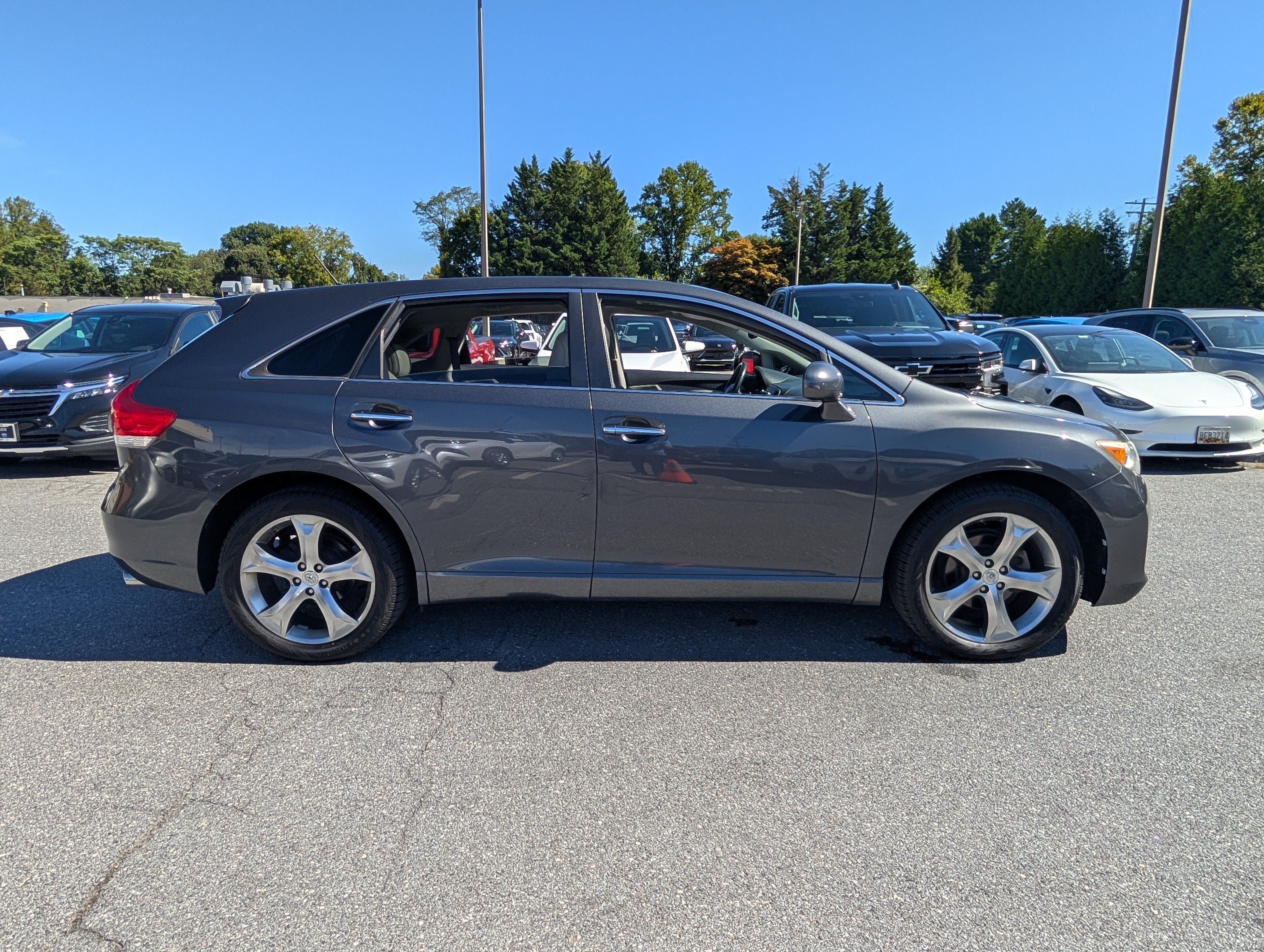 2010 Toyota Venza 4dr Wgn V6 AWD (Natl)