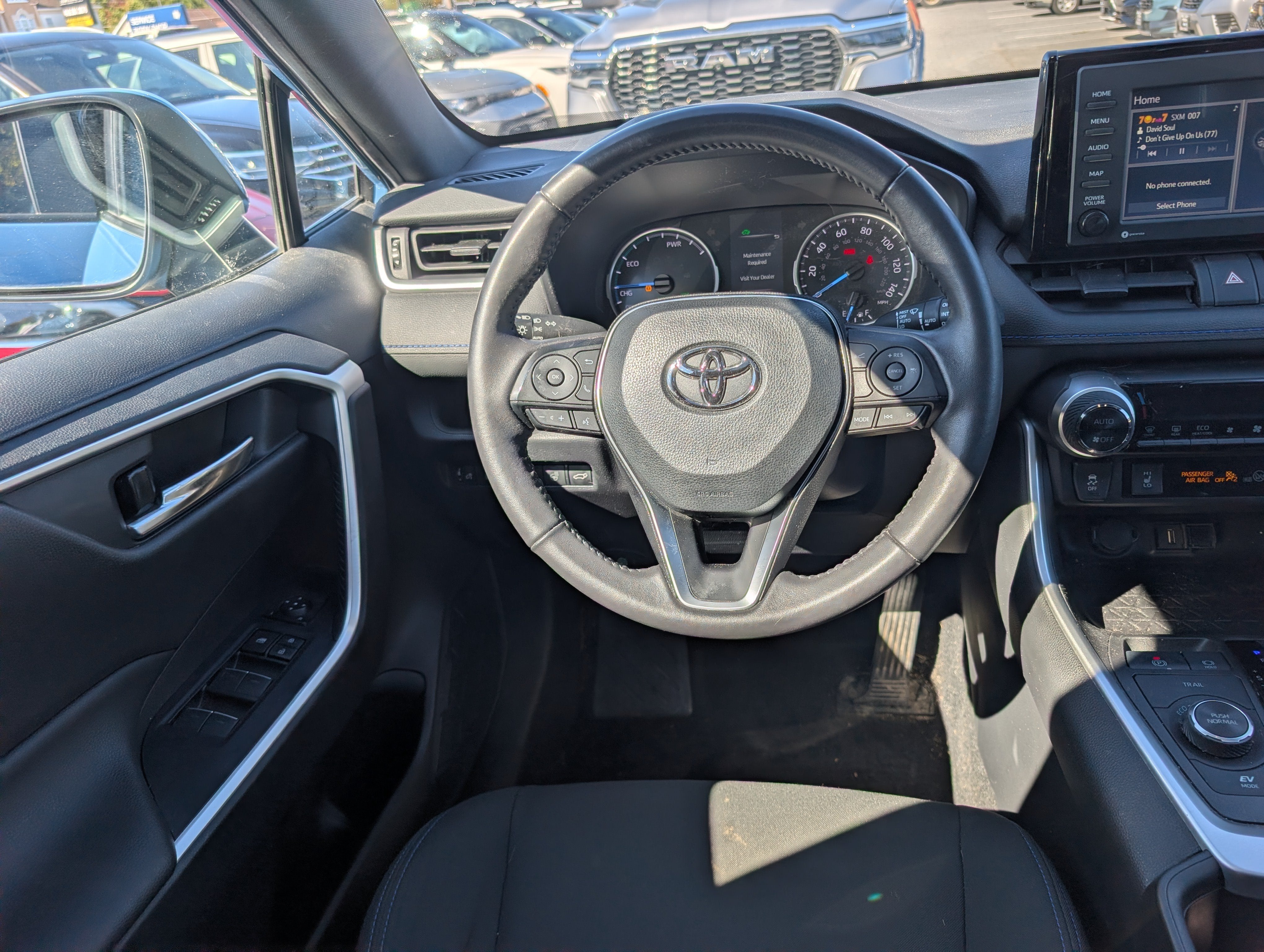 2022 Toyota RAV4 Hybrid SE