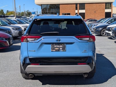 2022 Toyota RAV4 Hybrid SE