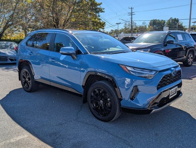 2022 Toyota RAV4 Hybrid SE