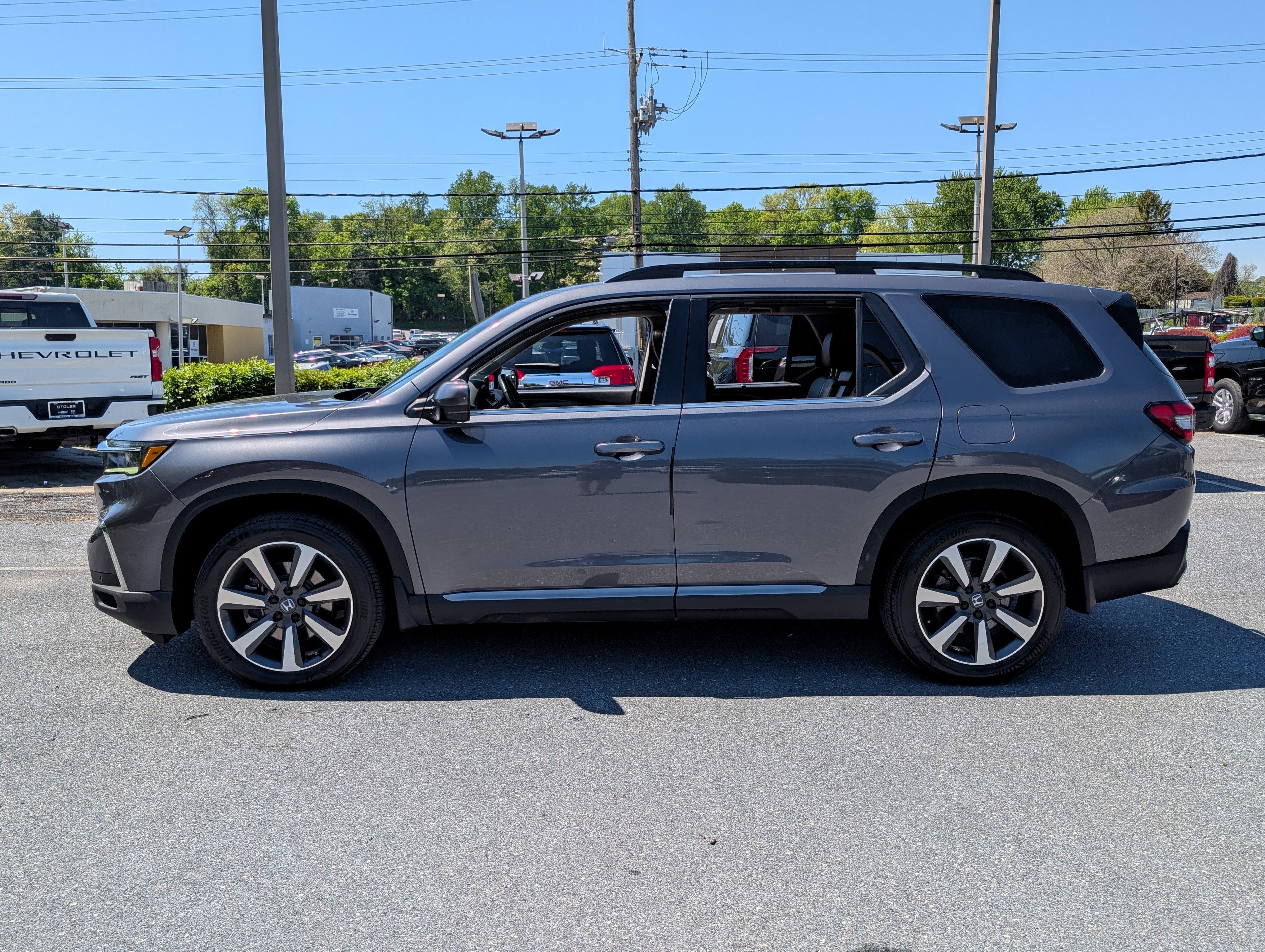 2023 Honda Pilot Elite