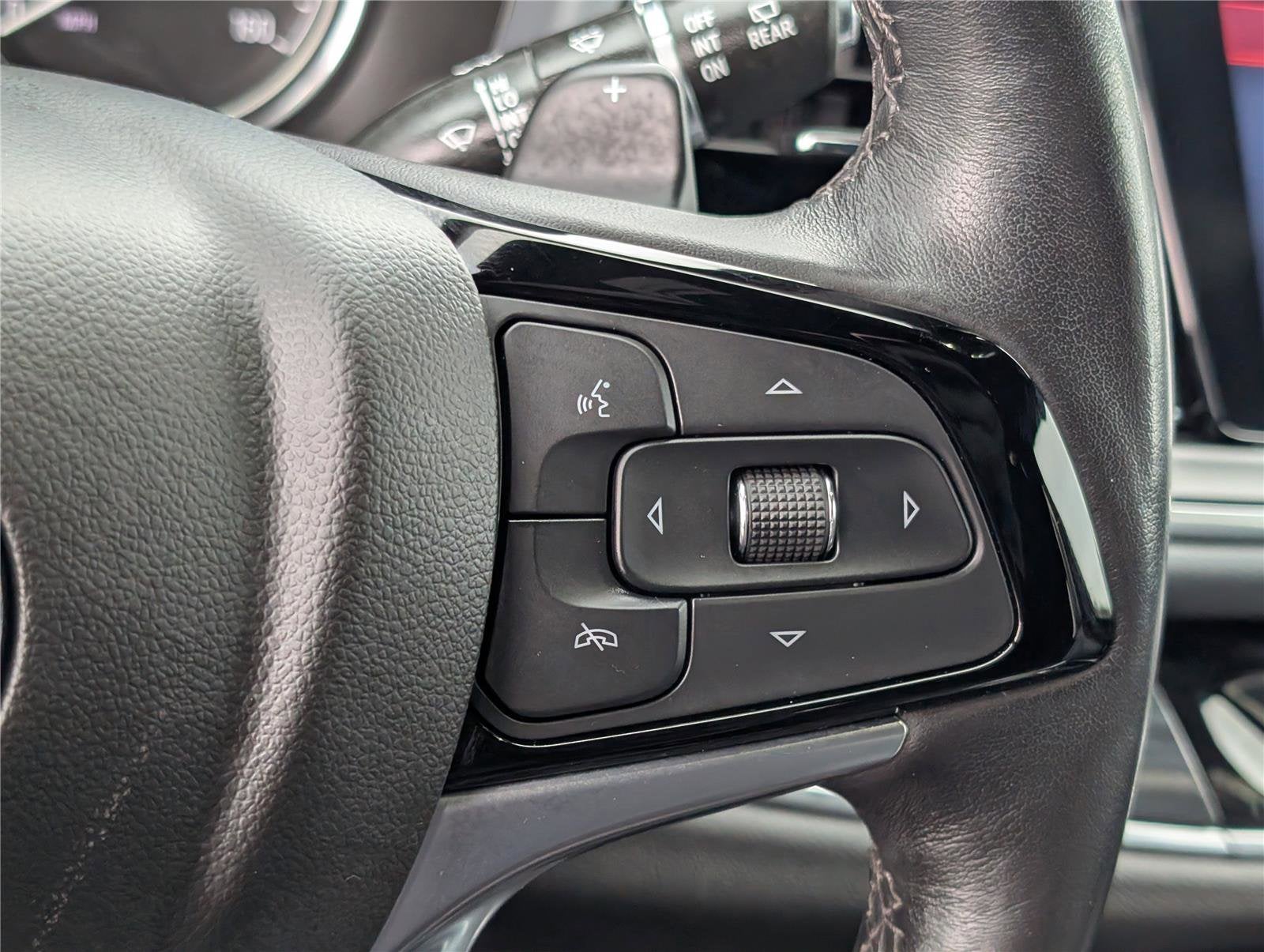 2022 Buick Enclave Essence