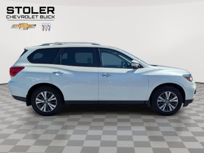 2020 Nissan Pathfinder SV