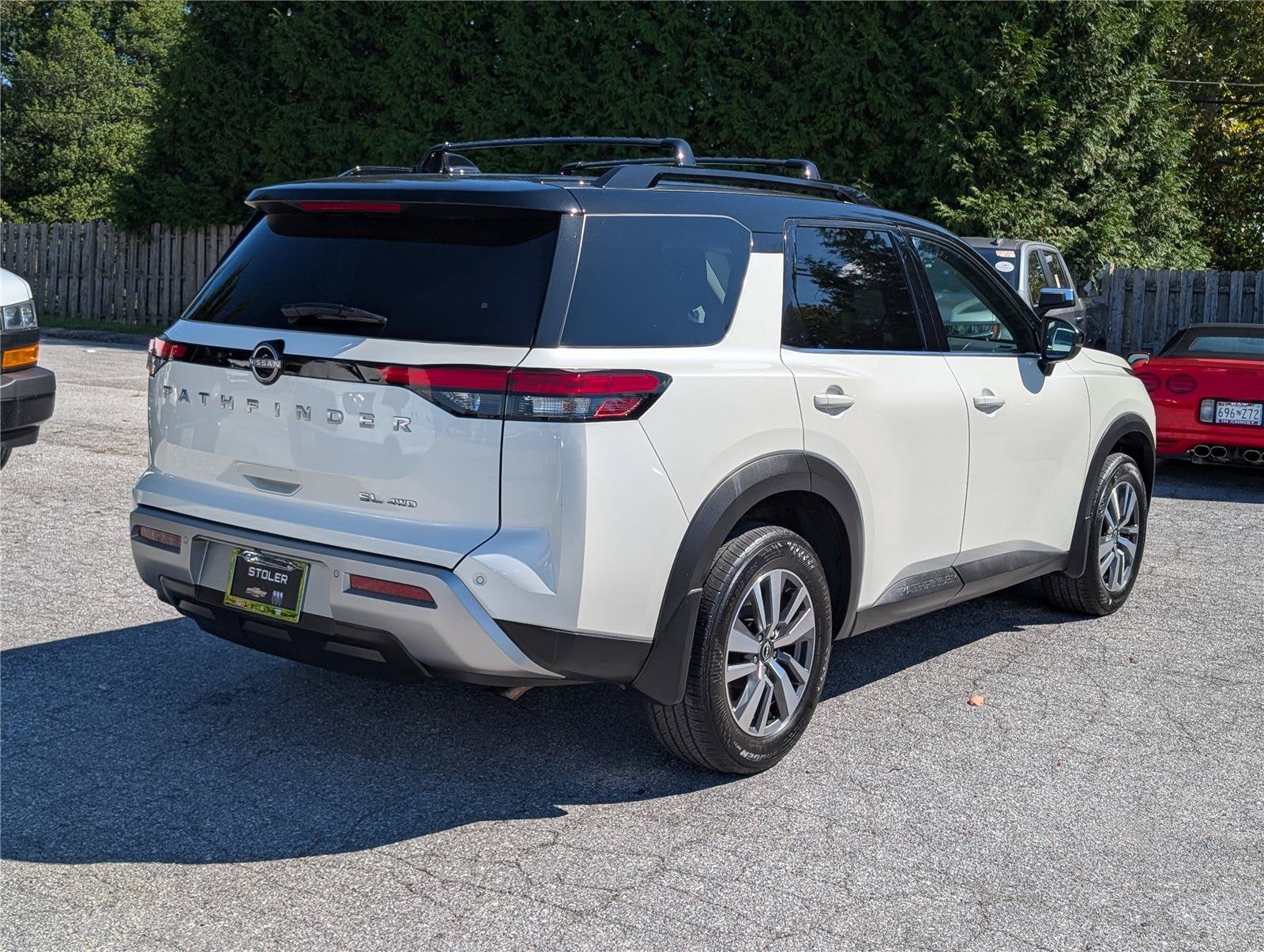 2024 Nissan Pathfinder SL