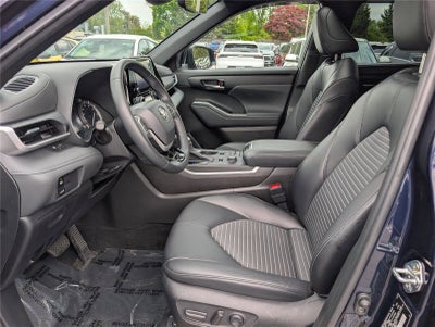 2022 Toyota Highlander XSE