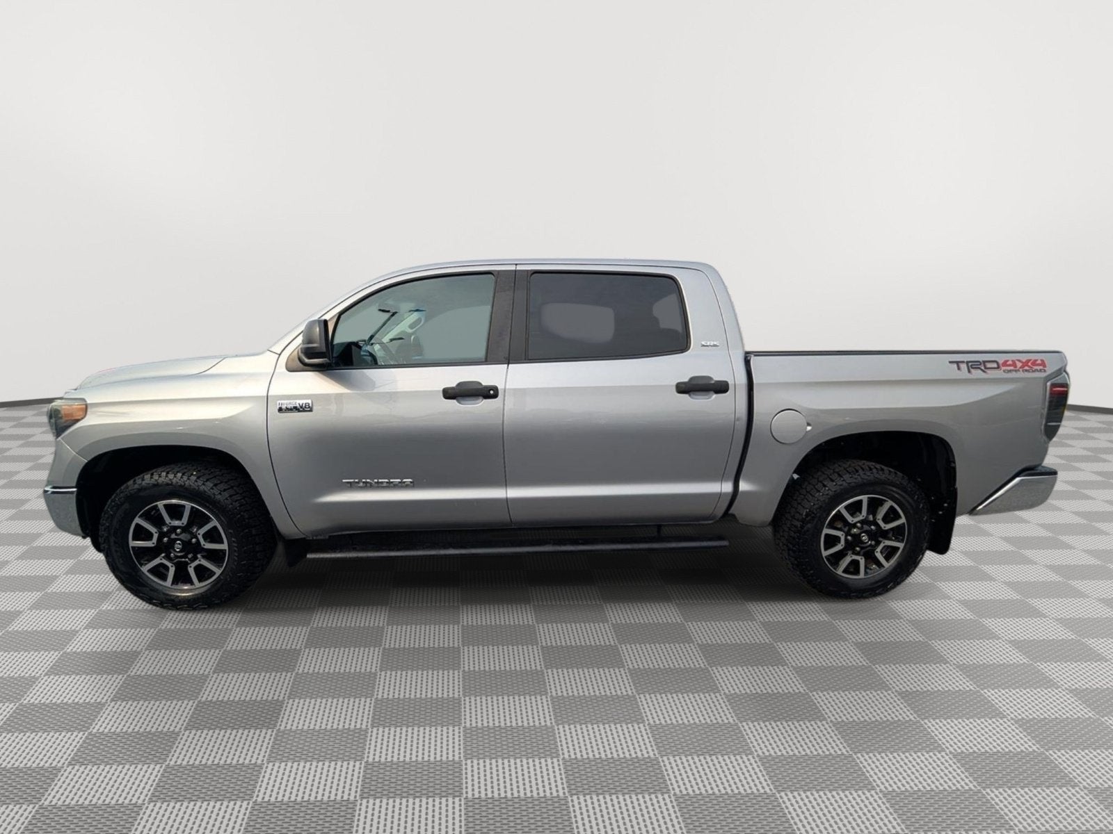 2015 Toyota Tundra 4WD Truck SR5