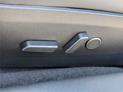 2023 Tesla Model 3 RWD