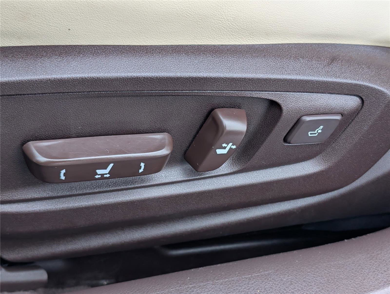 2016 Lexus ES 350 4dr Sdn